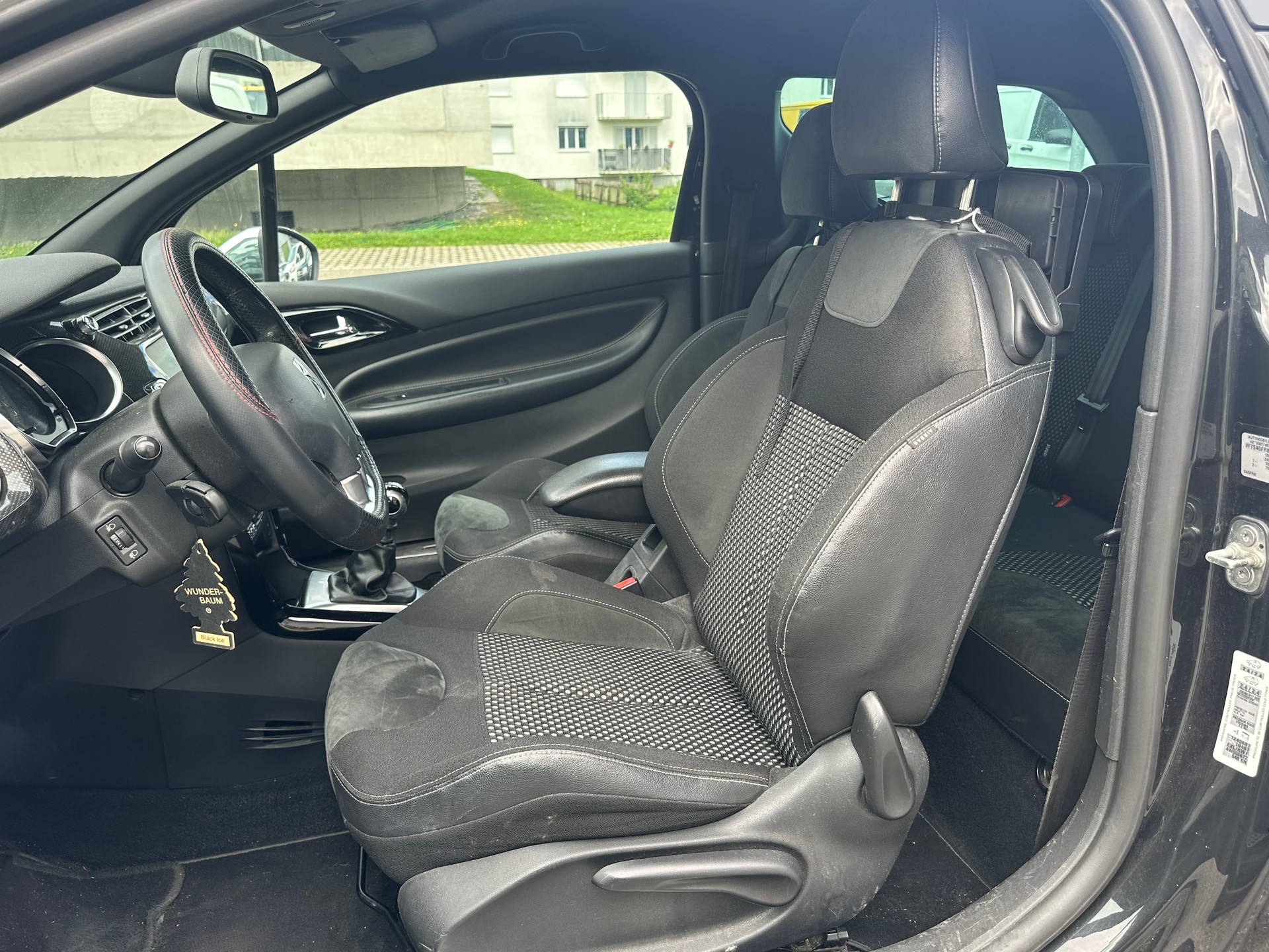 DS AUTOMOBILES DS3 1.6 THP Sport Chic-image-7