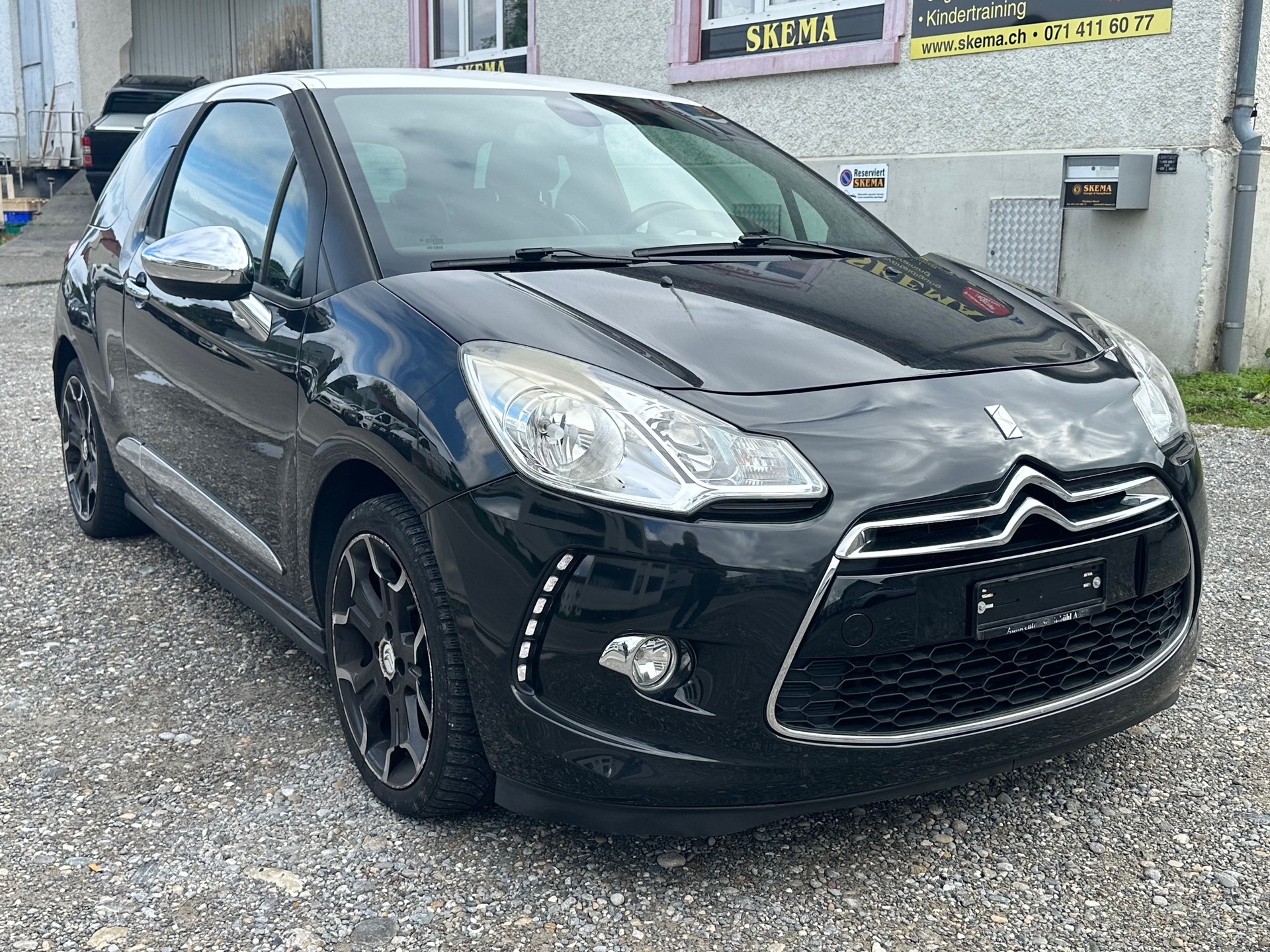 DS AUTOMOBILES DS3 1.6 THP Sport Chic-image-0