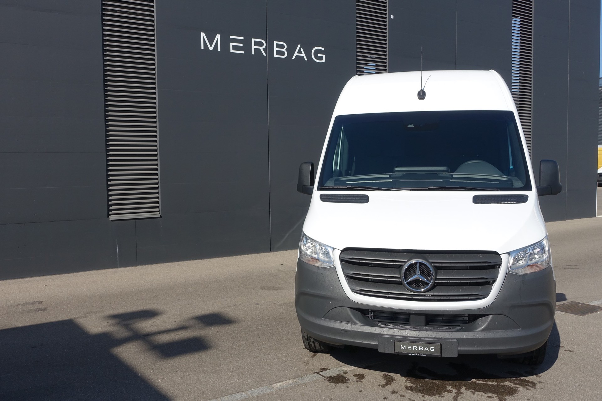 MERCEDES-BENZ Sprinter 317 CDI Standard 9G-TRONIC-image-1