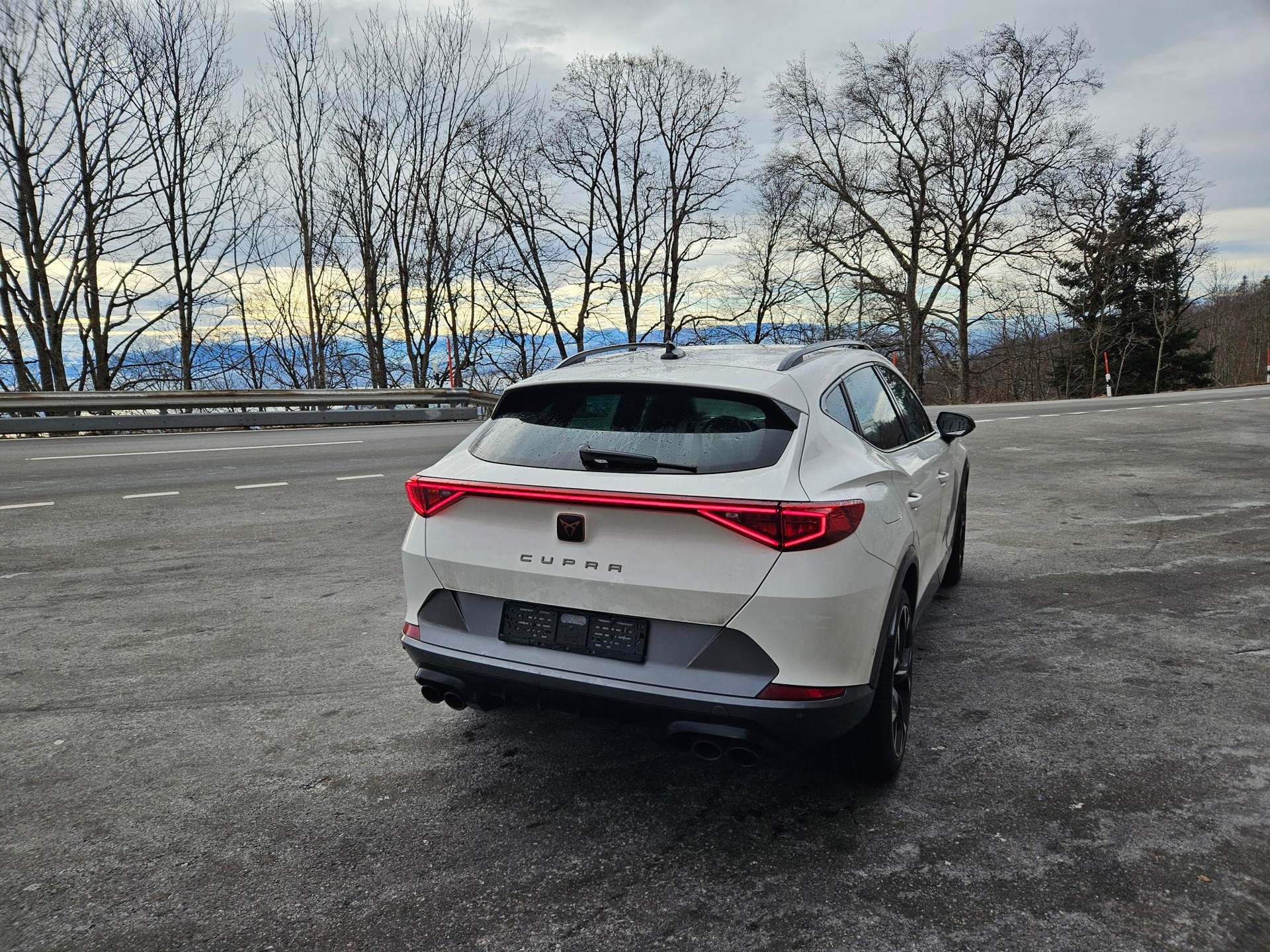 CUPRA Formentor 2.0TSI VZ 4Drive DSG-image-2