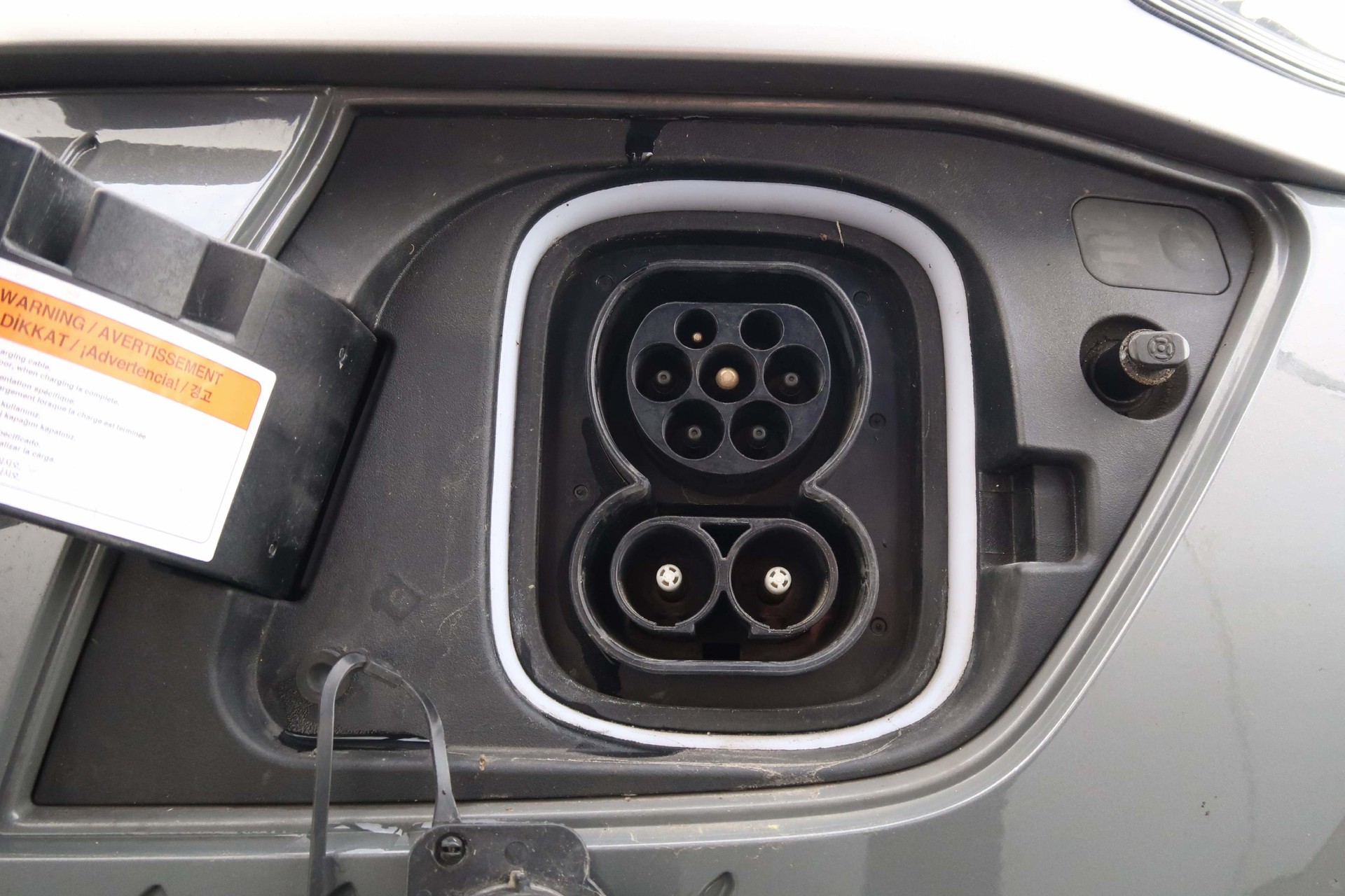 HYUNDAI Kona Electric 100% EV Amplia-image-13
