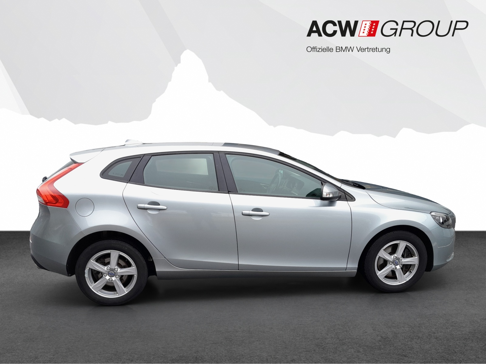 VOLVO V40 2.0 D3 Kinetic S/S-image-5