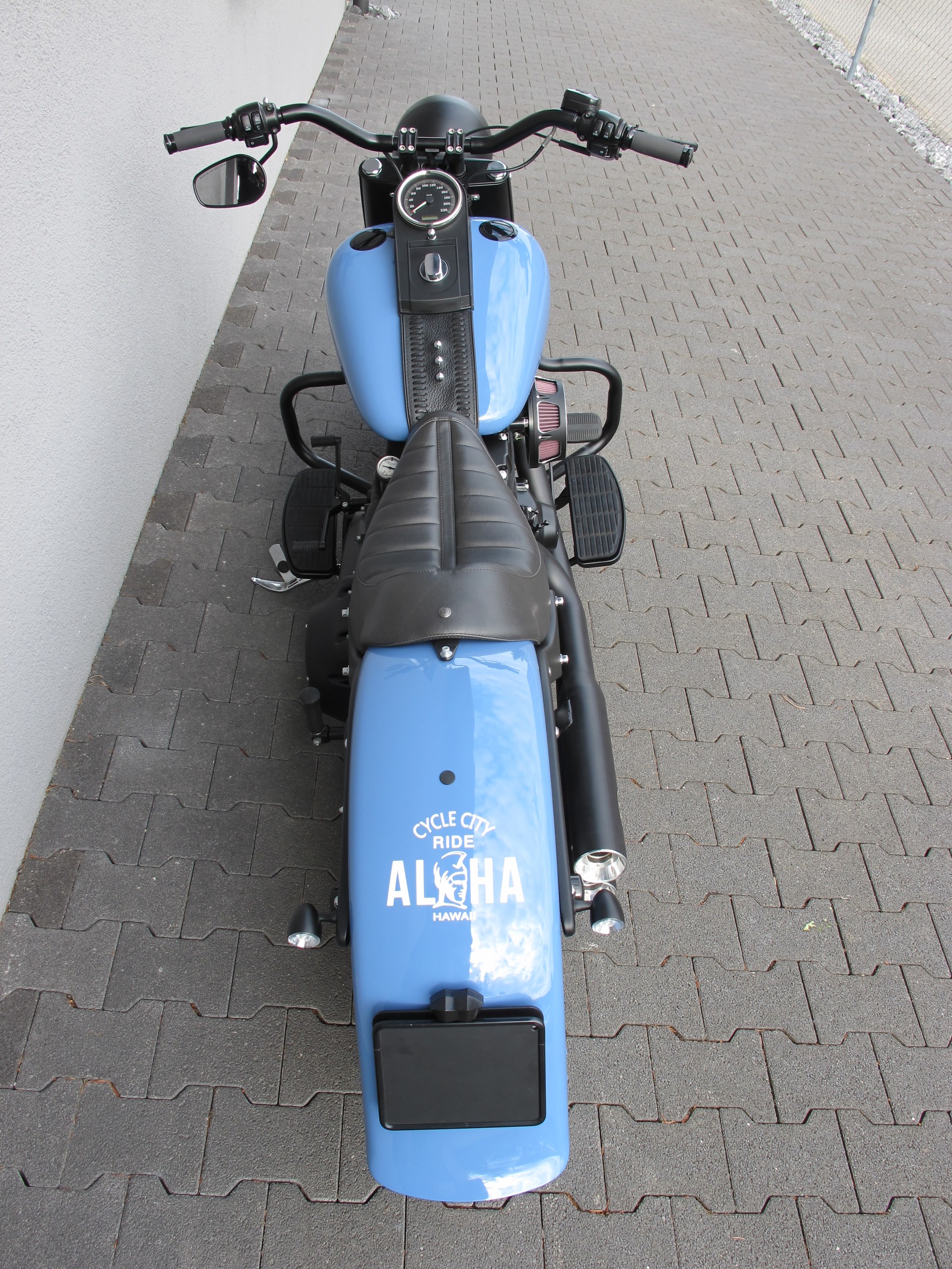 HARLEY-DAVIDSON FLSTFI Fat Boy-image-2