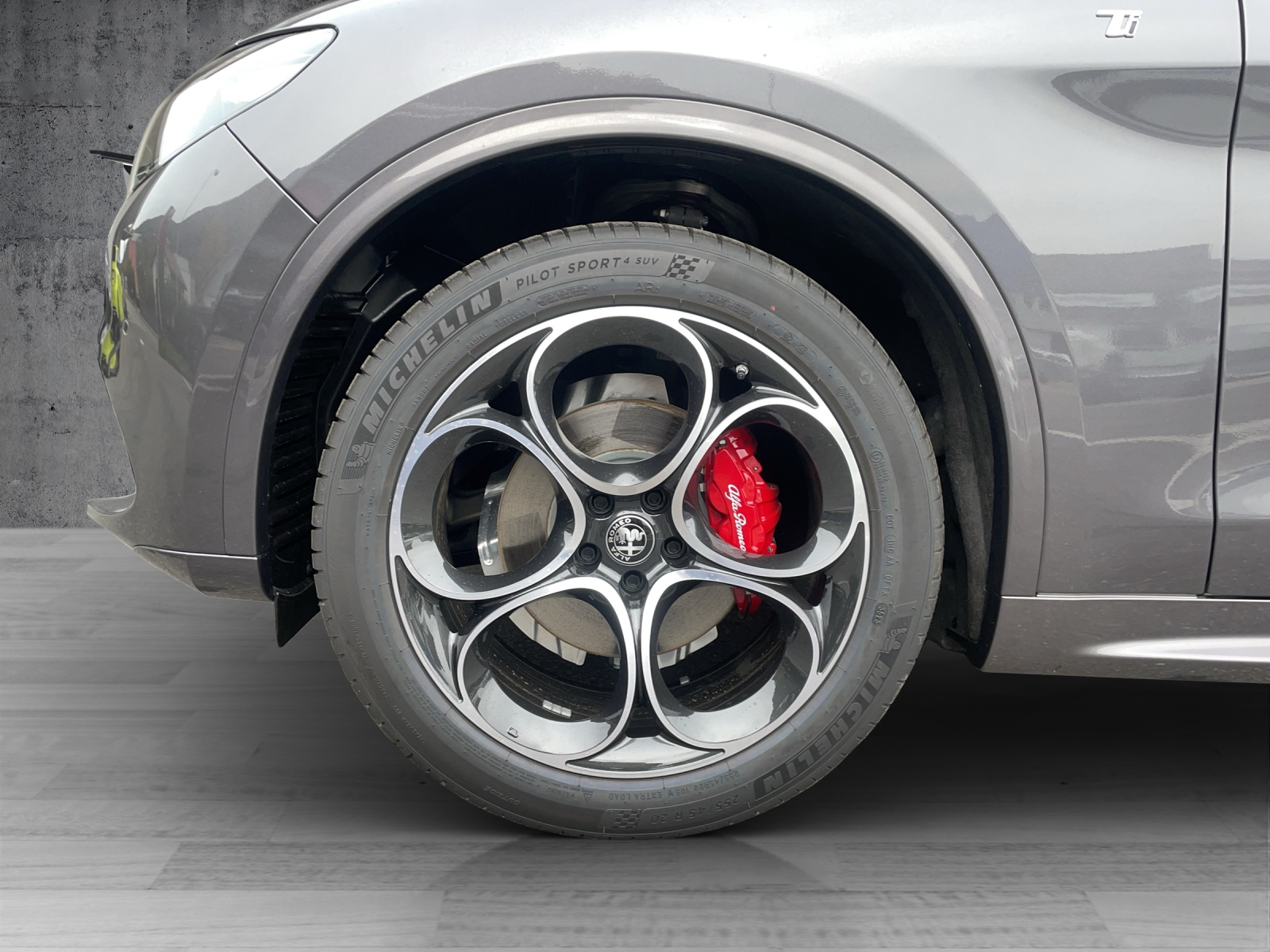 ALFA ROMEO Stelvio 2.0 Q4 280 Ti Edition-image-15