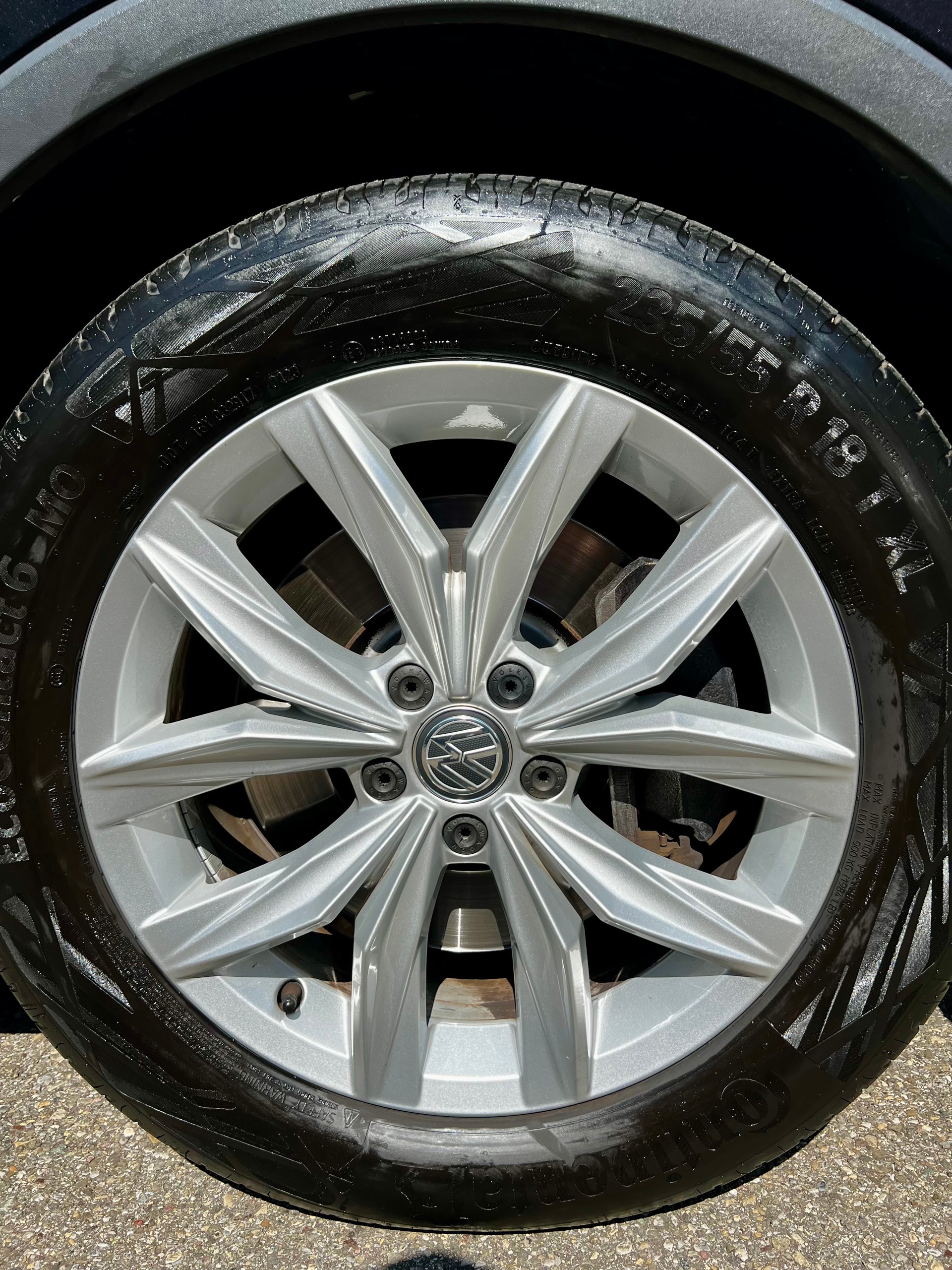VW Tiguan 2.0TSI Highline 4Motion DSG Tiguan 2.0 TSI Highline 4Motion | 180 PS | LED | 360°-Kamera | Lückenloser Service-image-14