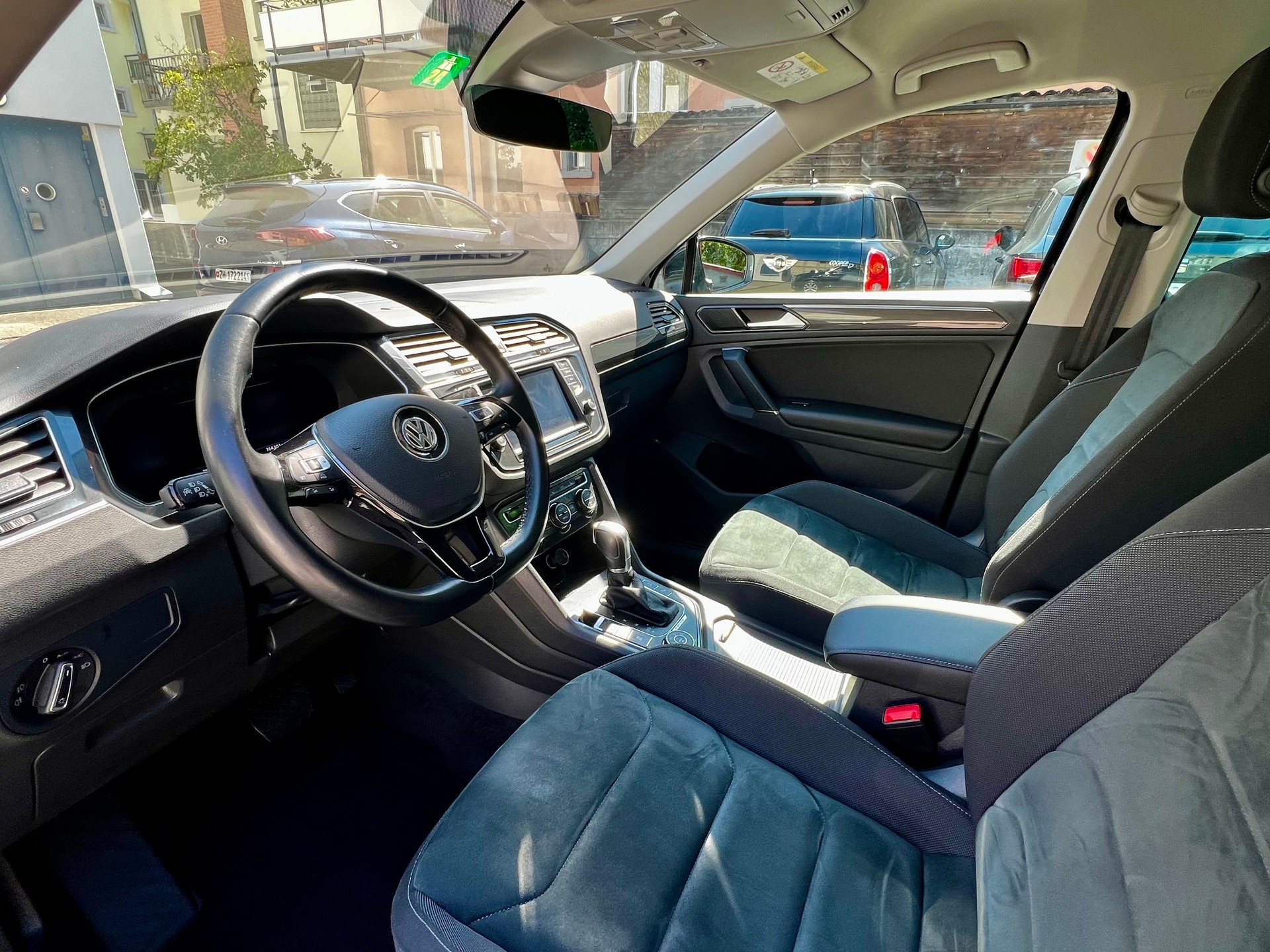 VW Tiguan 2.0TSI Highline 4Motion DSG Tiguan 2.0 TSI Highline 4Motion | 180 PS | LED | 360°-Kamera | Lückenloser Service-image-9