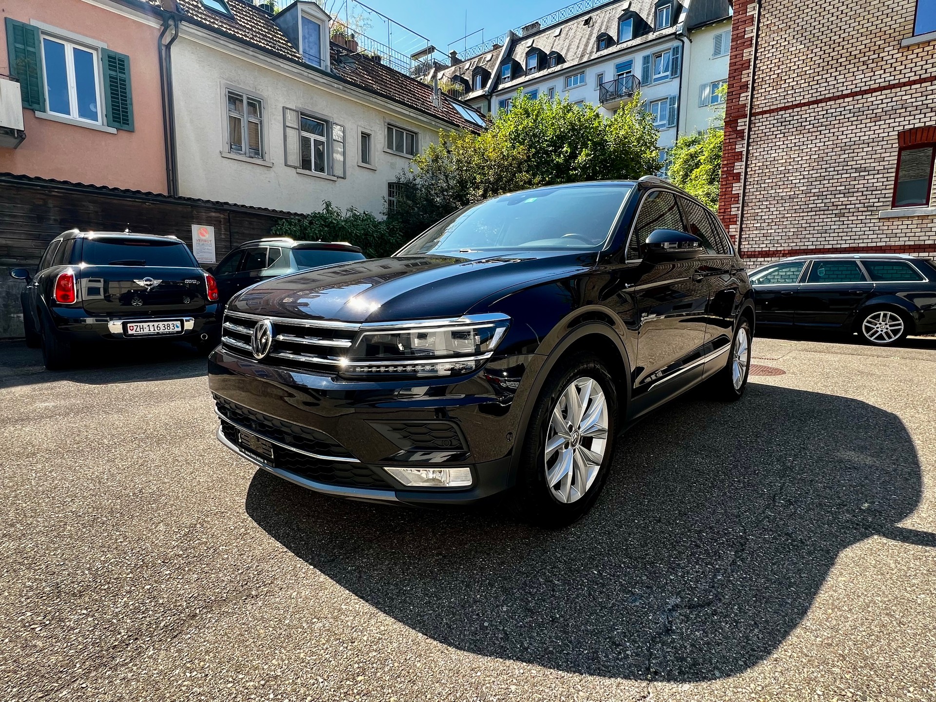 VW Tiguan 2.0TSI Highline 4Motion DSG Tiguan 2.0 TSI Highline 4Motion | 180 PS | LED | 360°-Kamera | Lückenloser Service-image-6