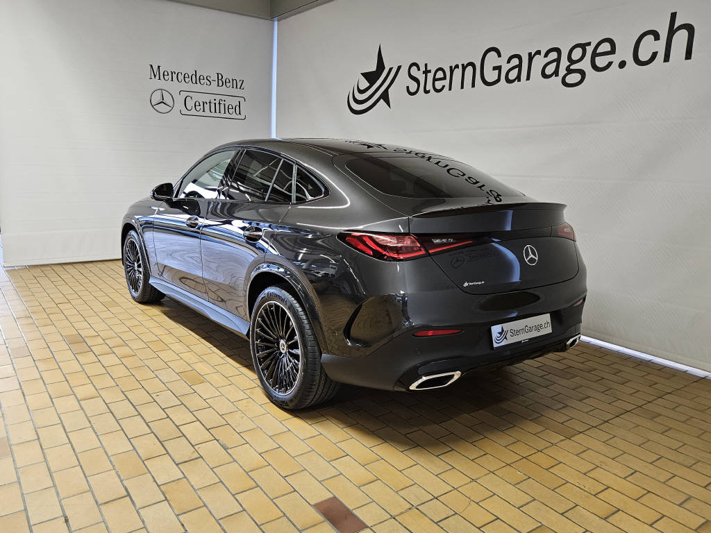 MERCEDES-BENZ GLC 220 d 4Matic AMG Line Coupé-image-2