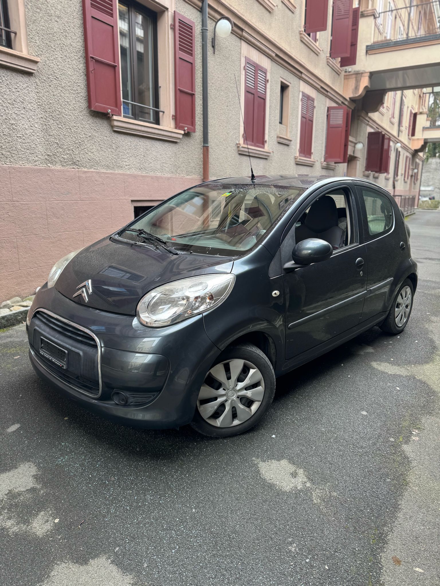 CITROEN C1 1.0i Chic (SX) SensoDrive-image-1