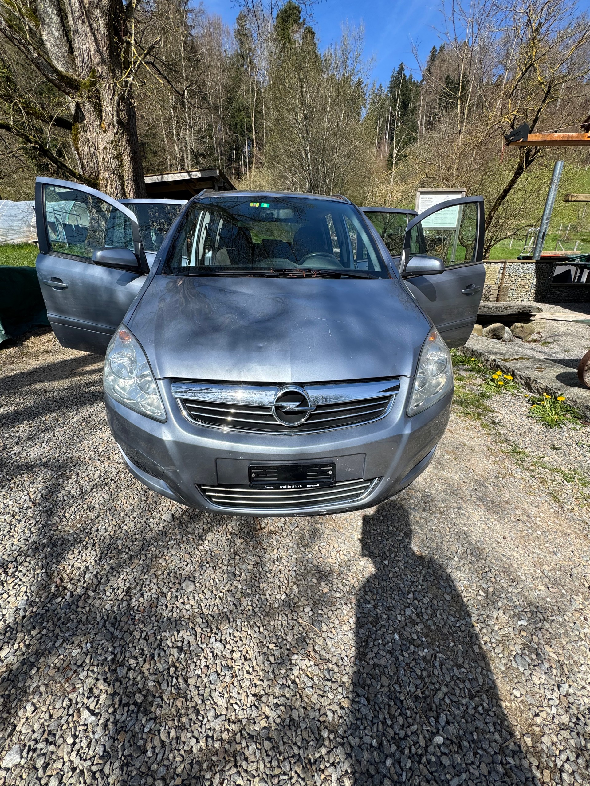 OPEL Zafira 2.2i 16V Enjoy-image-1