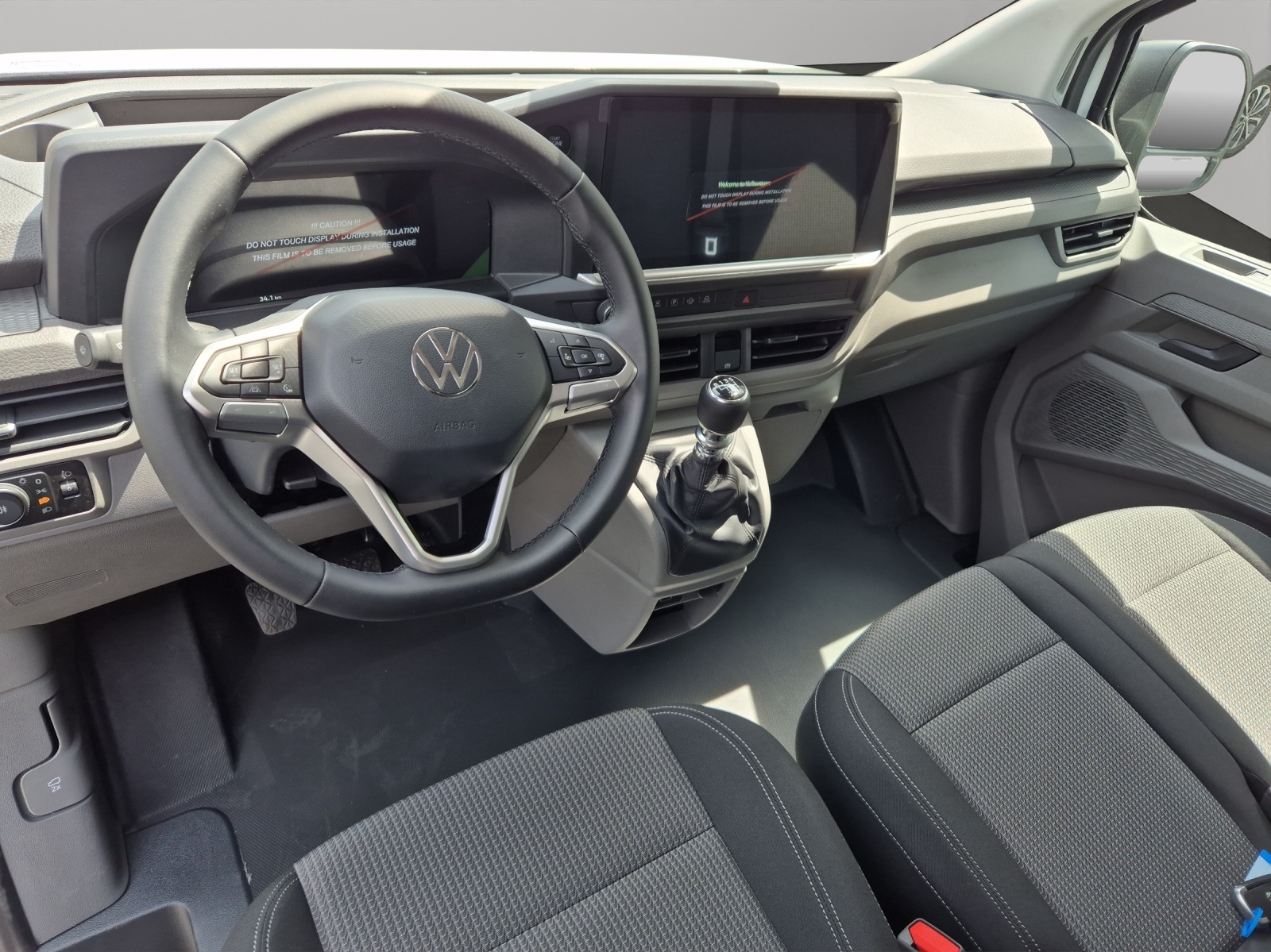 VW Transporter Kastenwagen-image-6