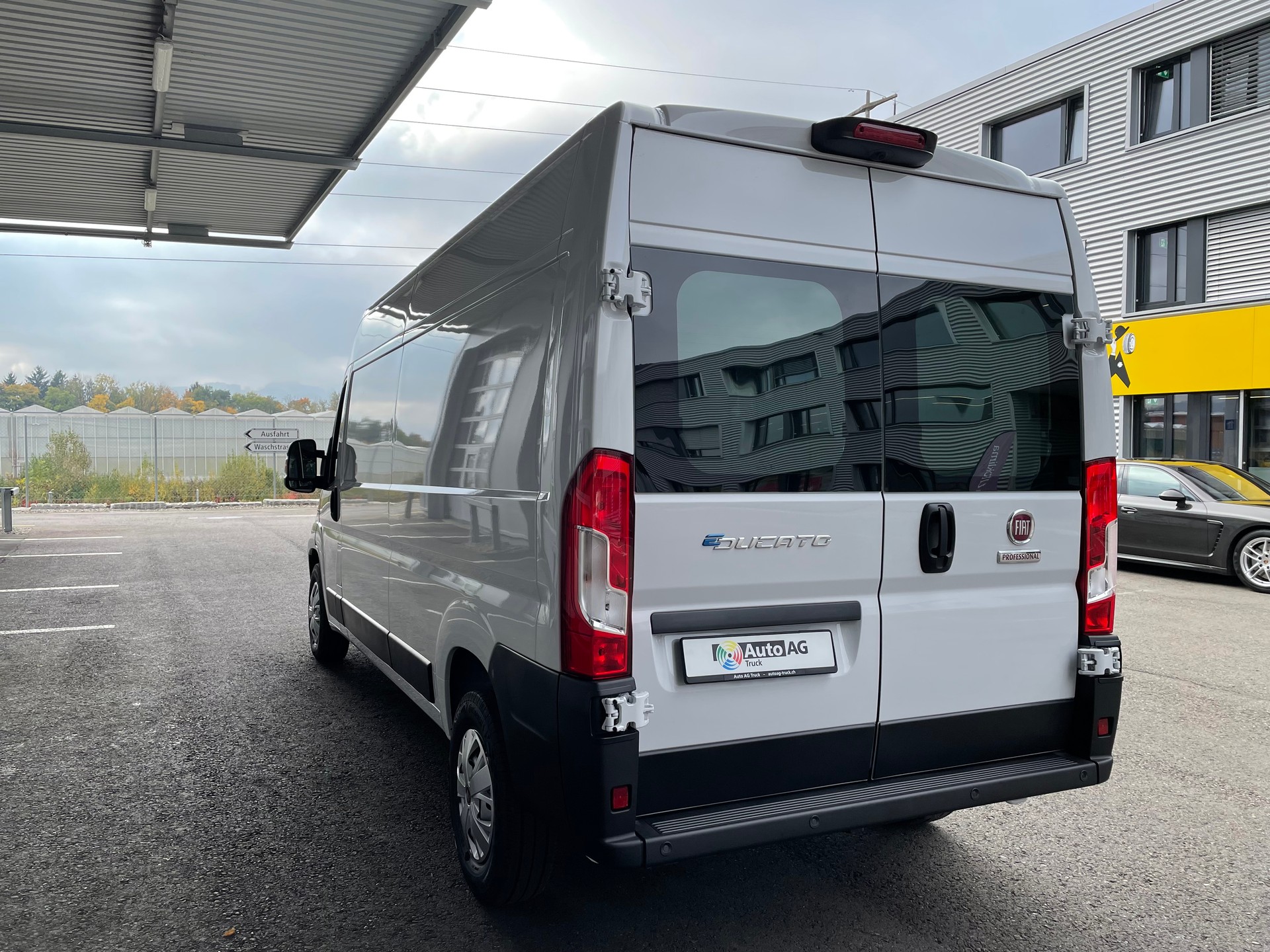 FIAT E-Ducato 35 47kWh L3H2-image-4
