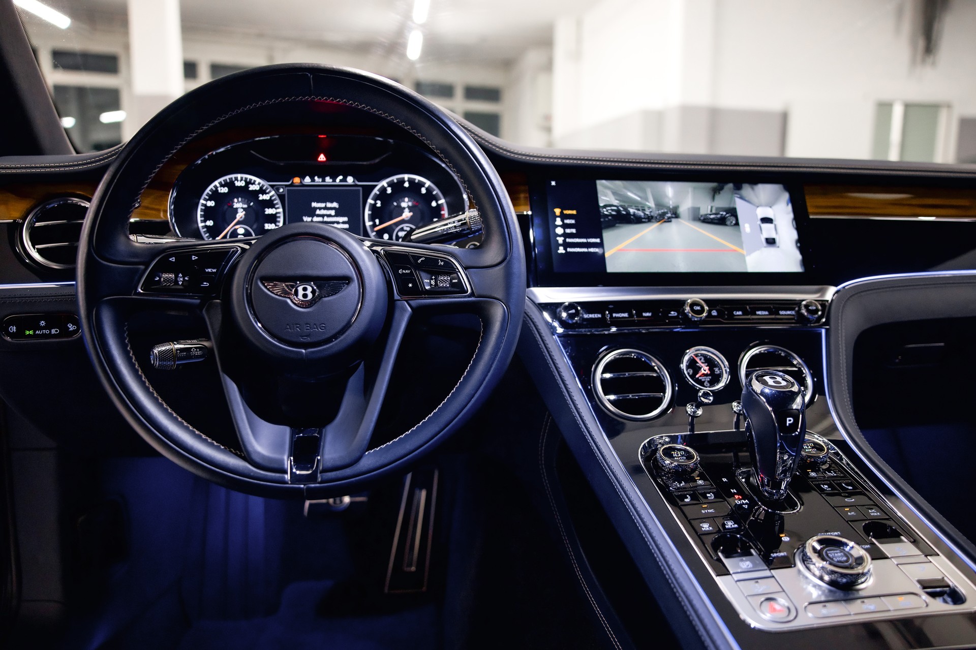 BENTLEY Continental GT 6.0 W12-image-16