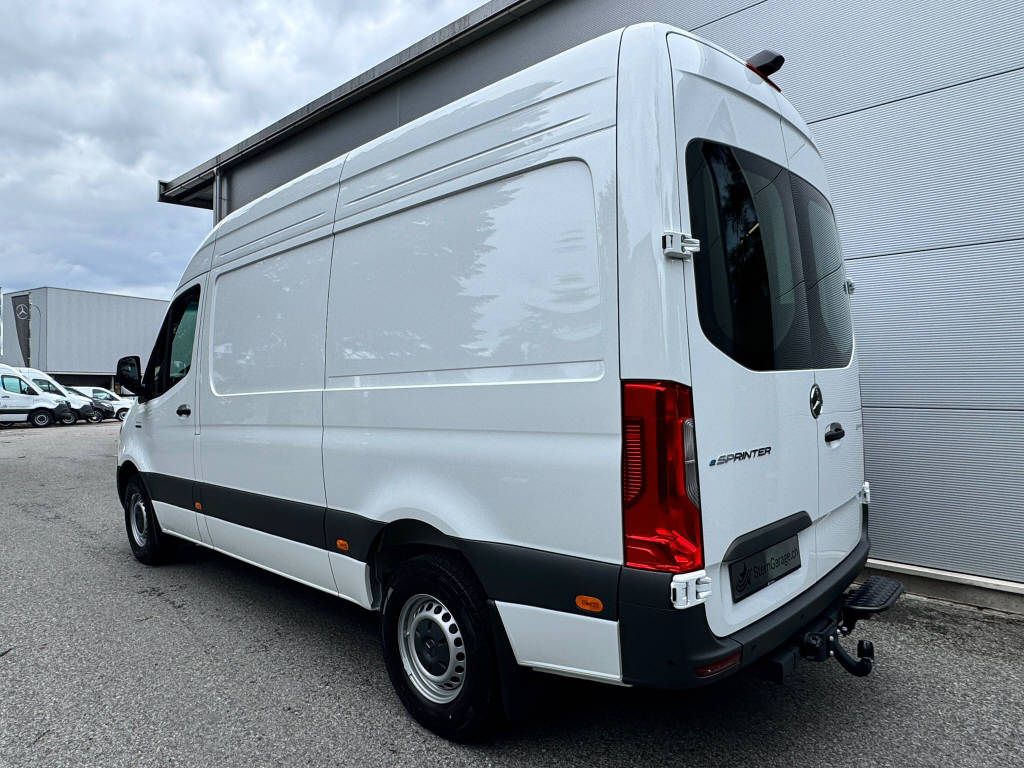 MERCEDES-BENZ eSprinter 320 Kasten Pro Worker 3665 S 81 kWh-showroom-element-2