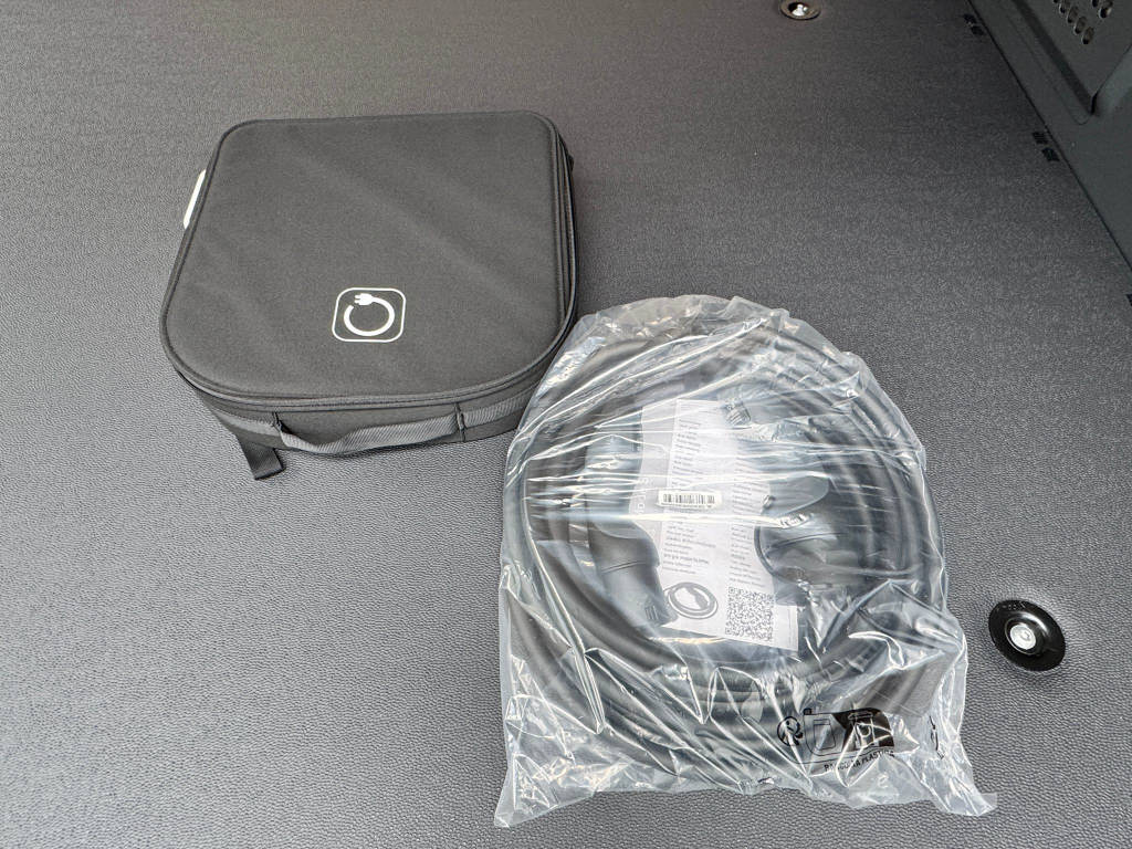 MERCEDES-BENZ eSprinter 320 Kasten Pro Worker 3665 S 81 kWh-image-19
