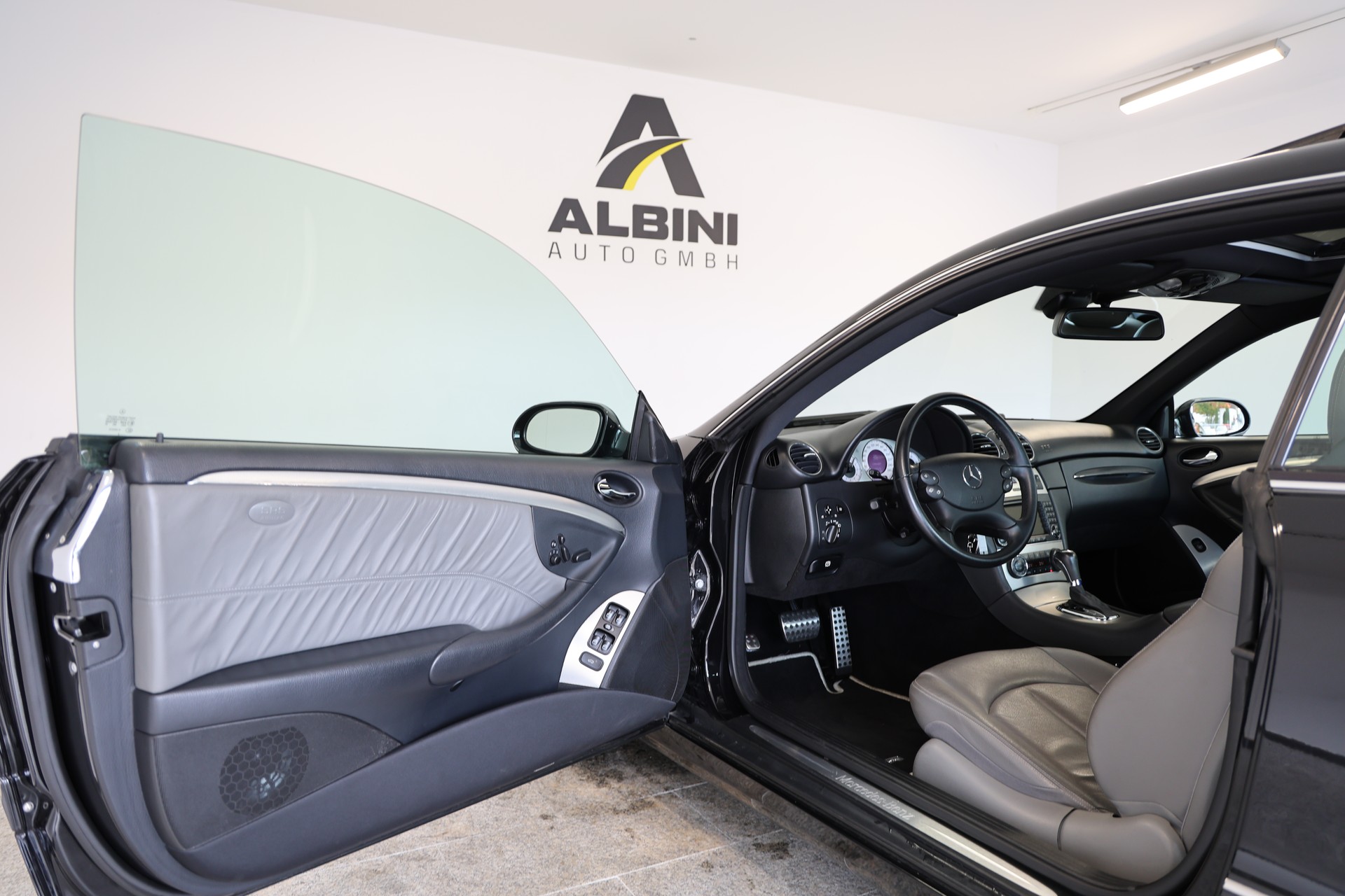 MERCEDES-BENZ CLK 320 CDI Avantgarde *Einmalig* 7G-Tronic-image-4