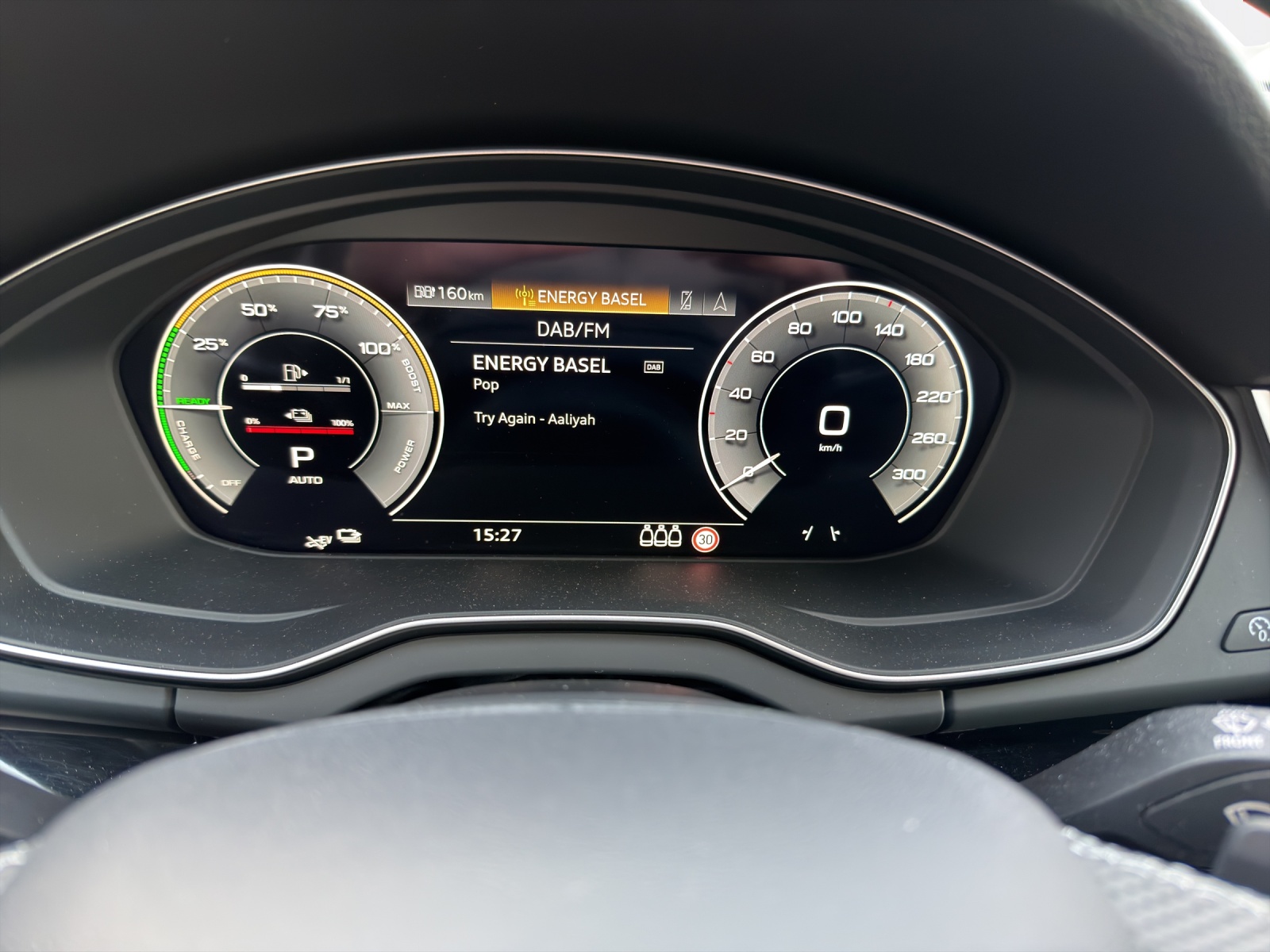 AUDI Q5 Sportback 55 TFSI e PHEV S line quattro S-tronic-image-6