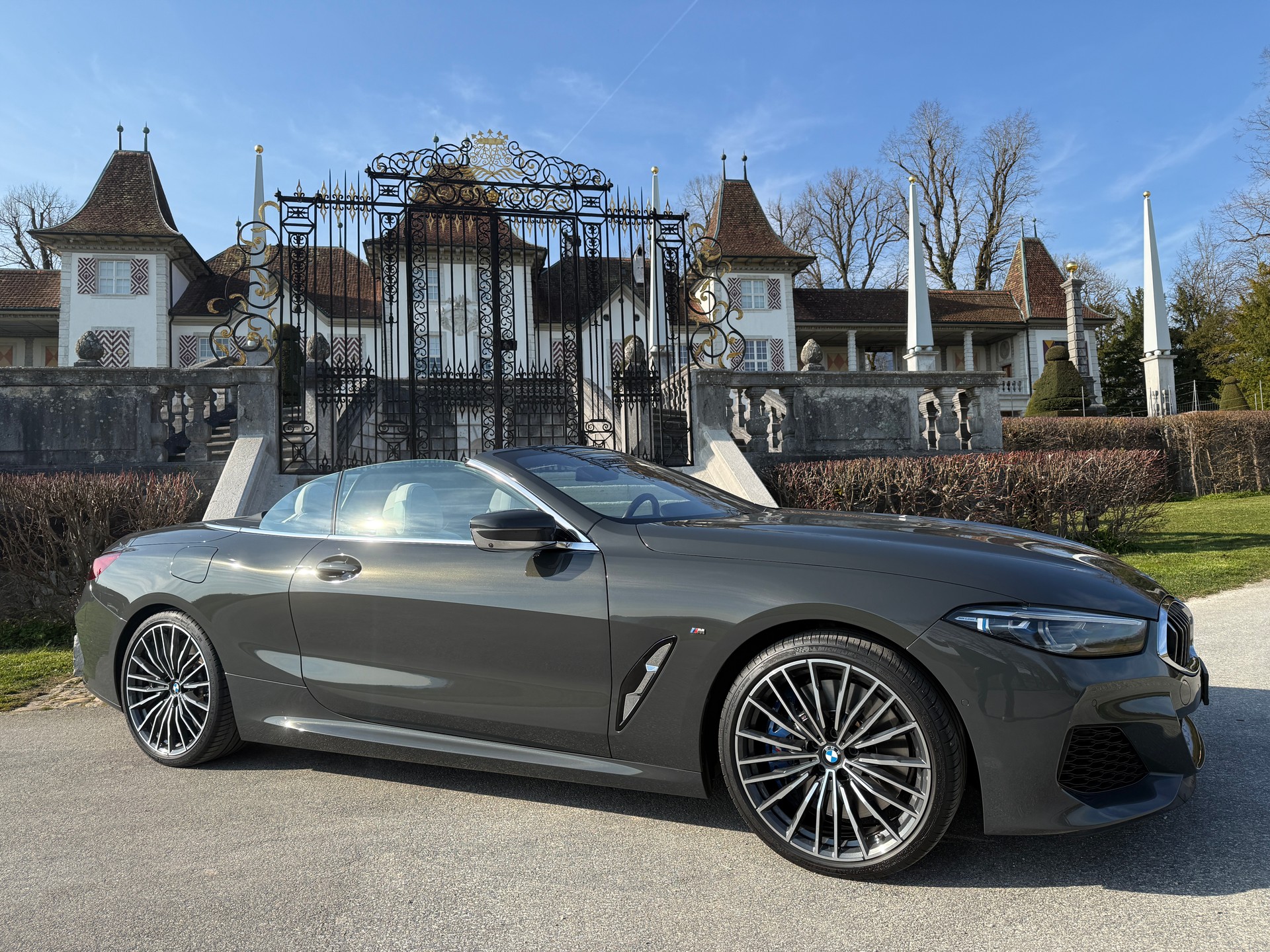 BMW M850i xDrive Steptronic-showroom-element-1
