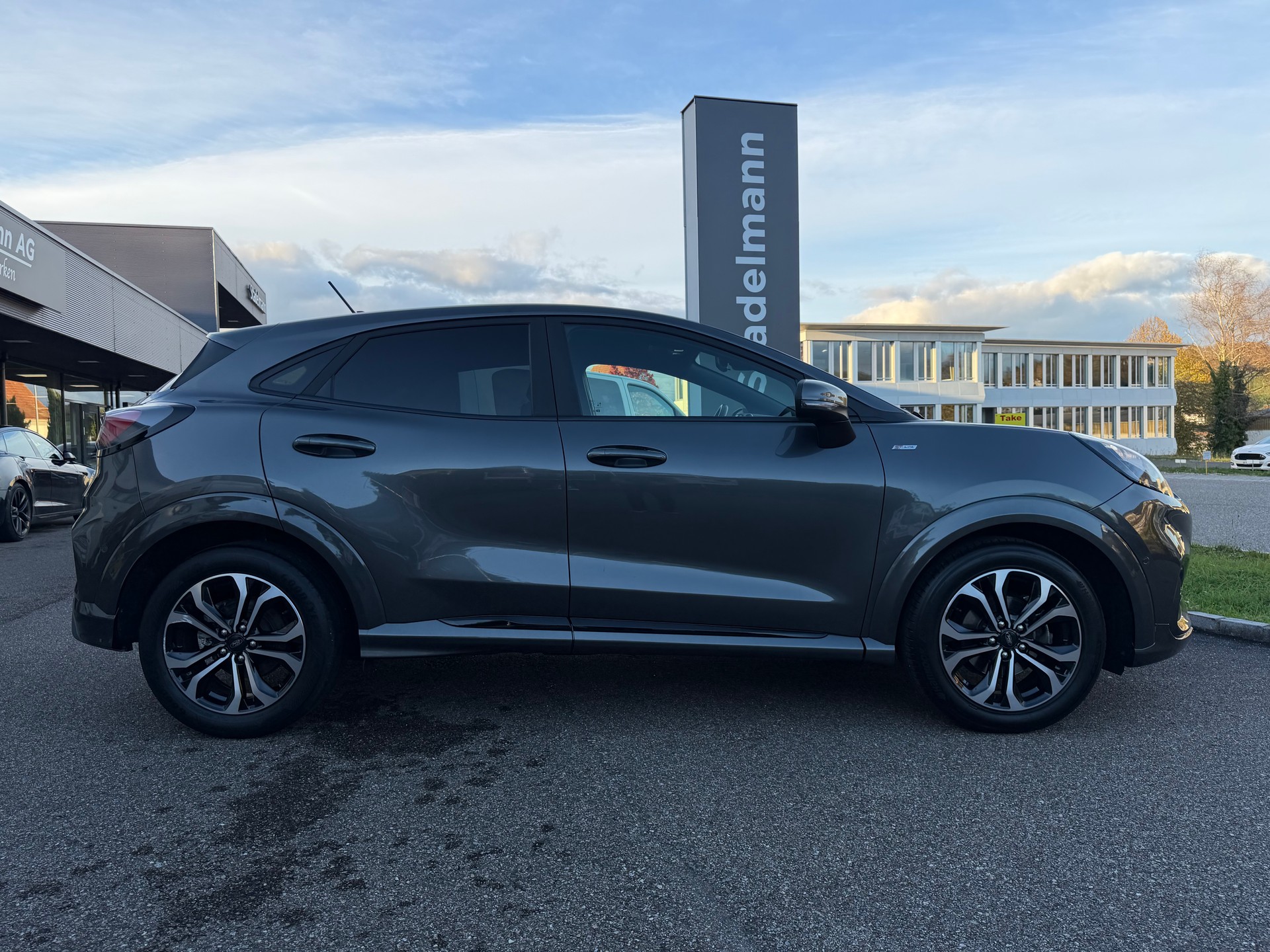 FORD Puma 1.0 EcoB Hybrid 155 ST-Line ***Anhängerkupplung***-showroom-element-2