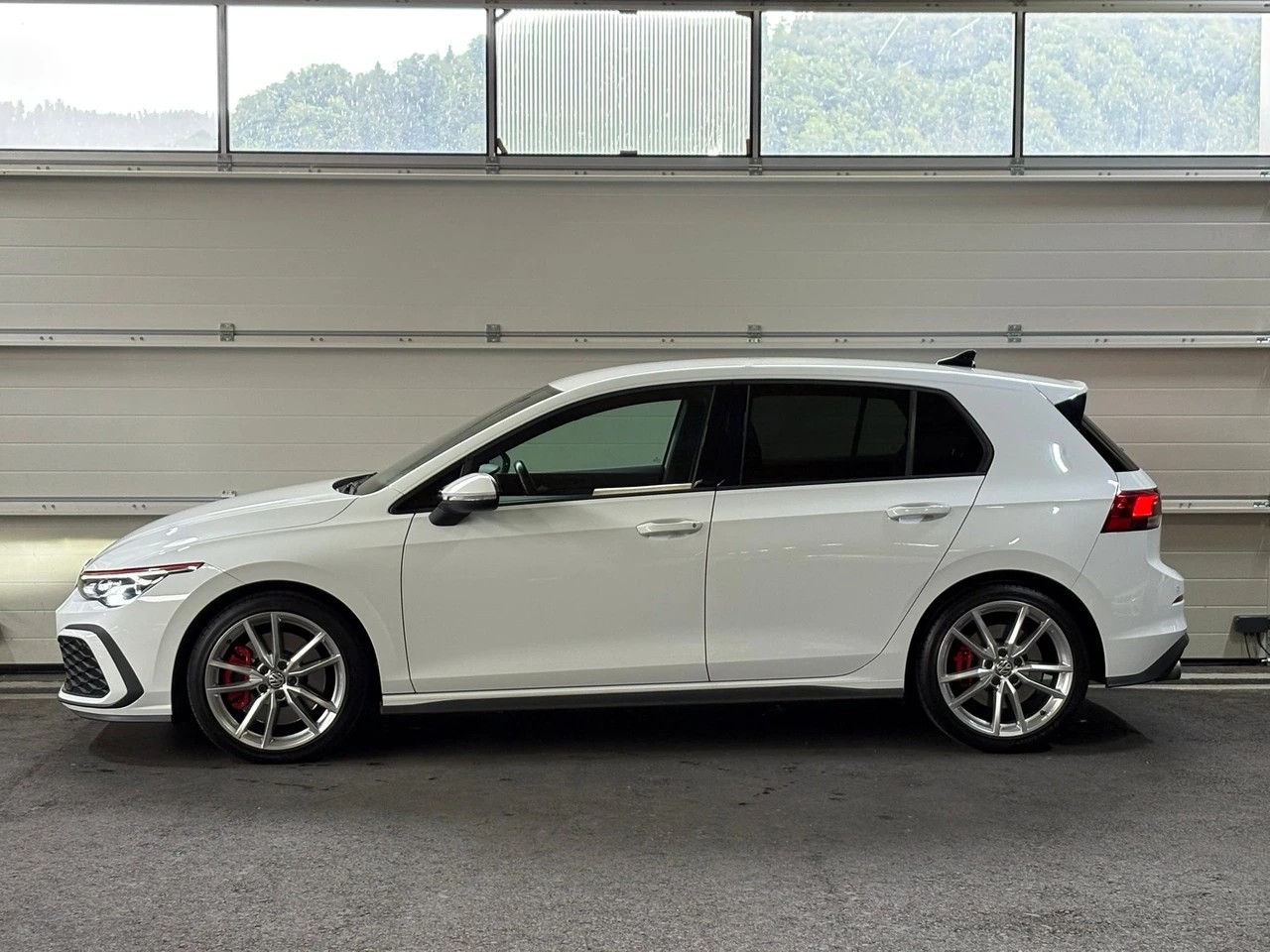 VW Golf 2.0 TSI GTI DSG-image-1
