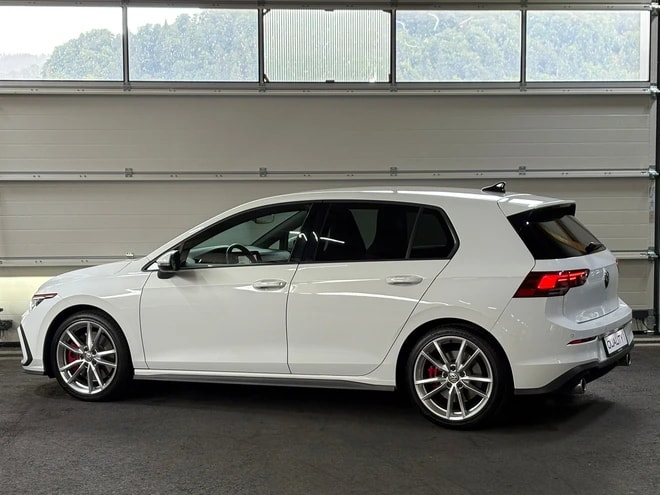 VW Golf 2.0 TSI GTI DSG-image-2