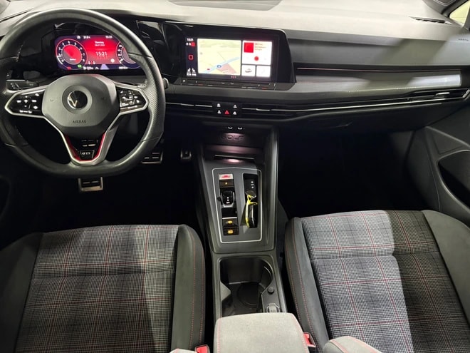 VW Golf 2.0 TSI GTI DSG-image-11