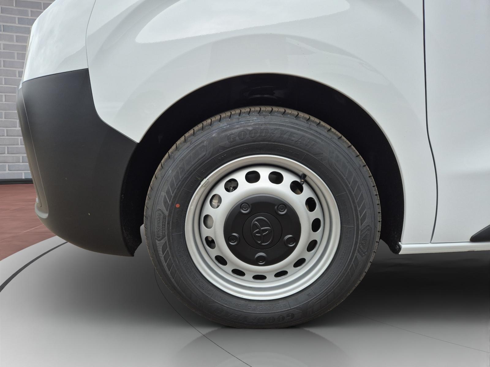 TOYOTA PROACE Van L1 1.5 D Active-image-9