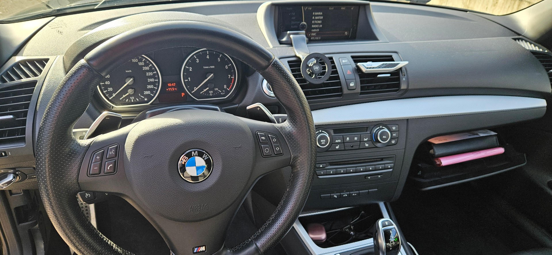 BMW 135i Cabrio DSG-image-5