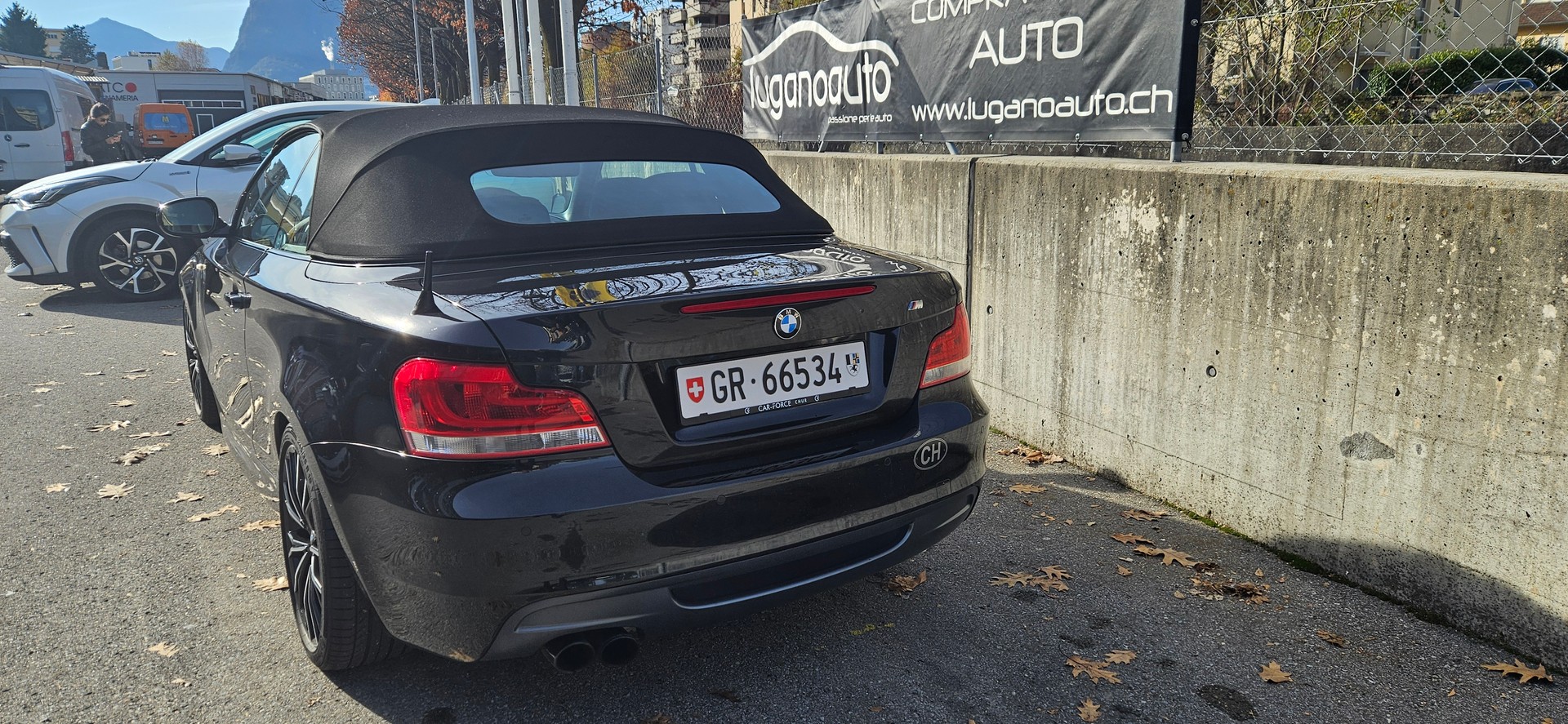 BMW 135i Cabrio DSG-image-2