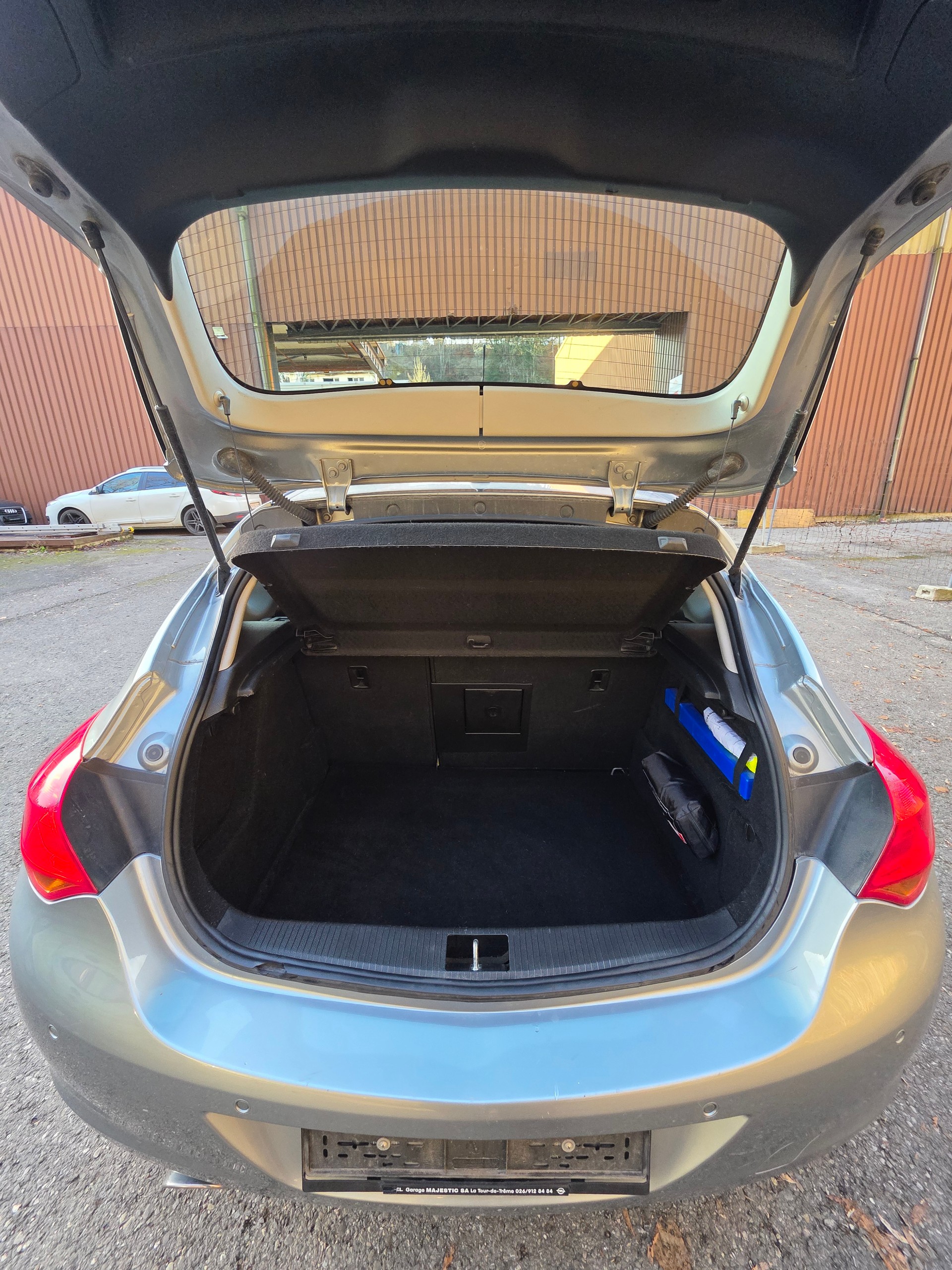 OPEL Astra 1.4i 16V Turbo Sport Automatic-image-4