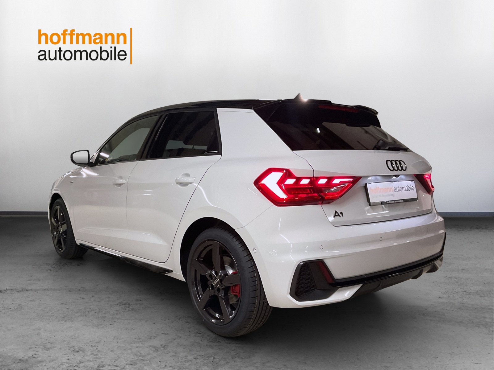 AUDI A1 Sportback 35 TFSI S Line S-tronic-image-5