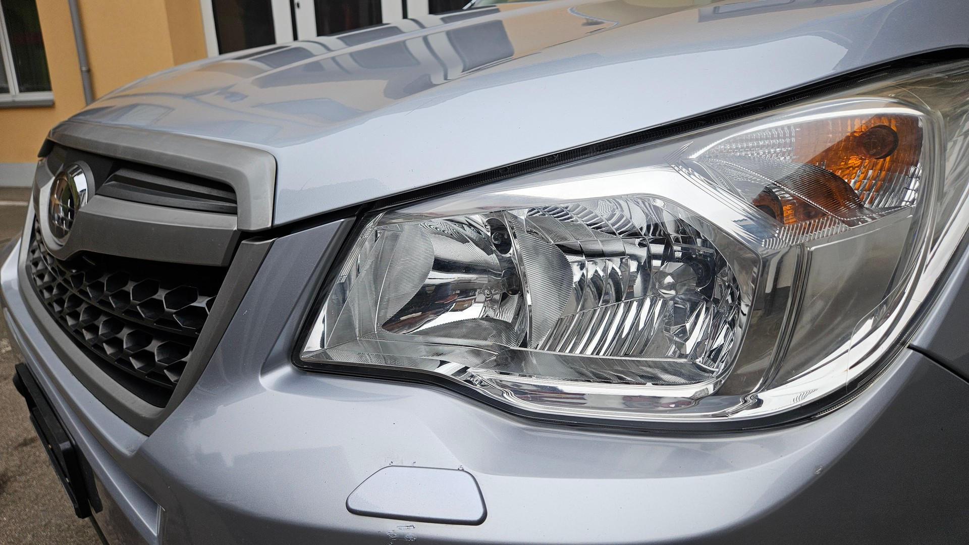 SUBARU Forester 2.0i Swiss-showroom-element-2
