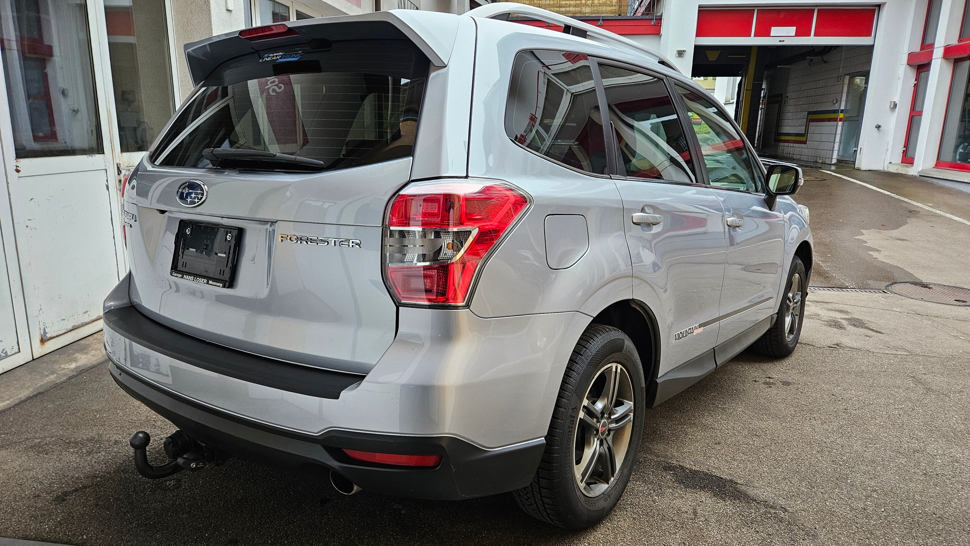 SUBARU Forester 2.0i Swiss-image-23
