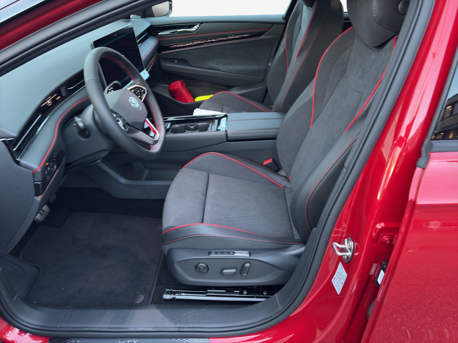 VW ID.7 Tourer GTX 86 kWh GTX 4 Motion-image-7