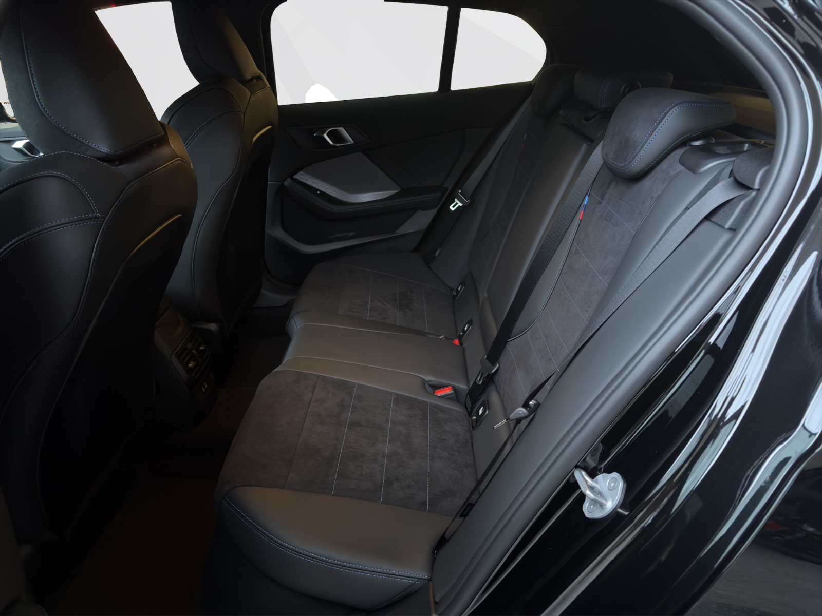 BMW 123 xDrive-image-15