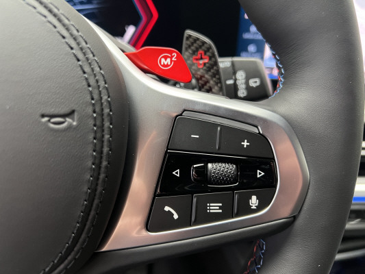 BMW XM xDrive 50e PHEV-image-13