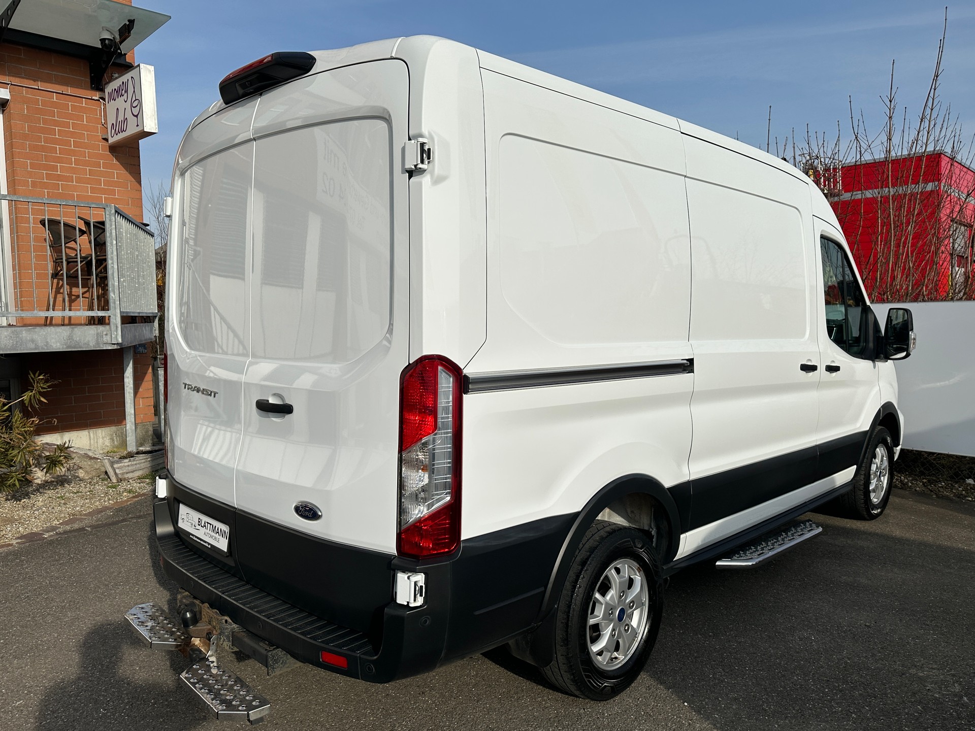 FORD Transit Van 350 L2 Limited 2.0 TDCi 185 FWD A-image-14