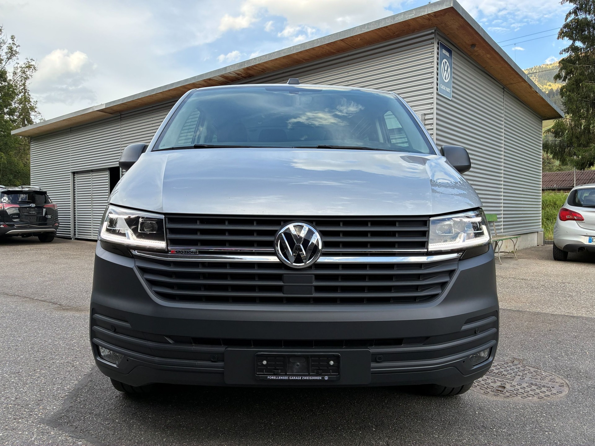 VW T6.1 2.0 TDI 4Motion-image-3