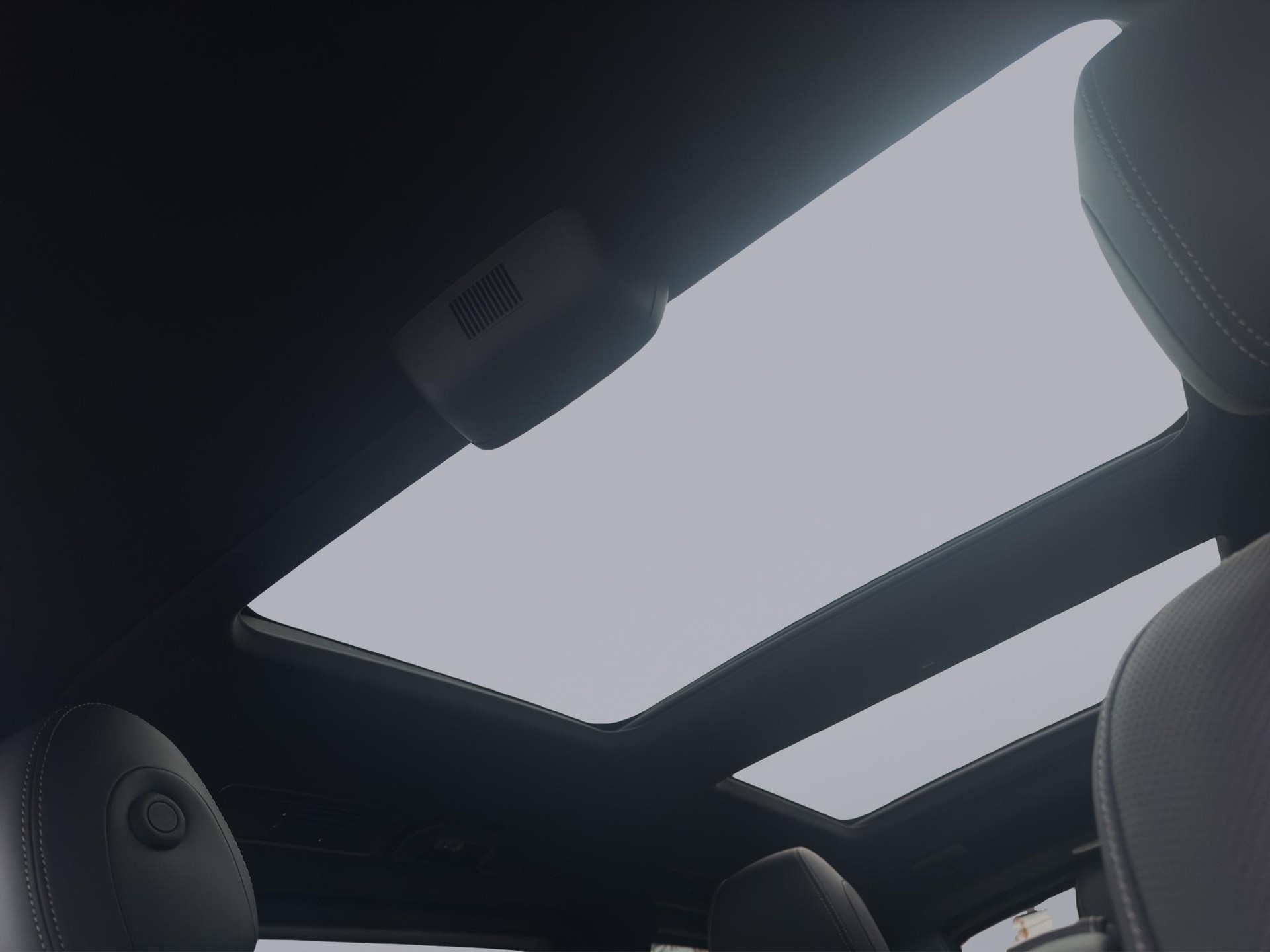 MERCEDES-BENZ V 300 d Exclusive lang 4m Van-image-20