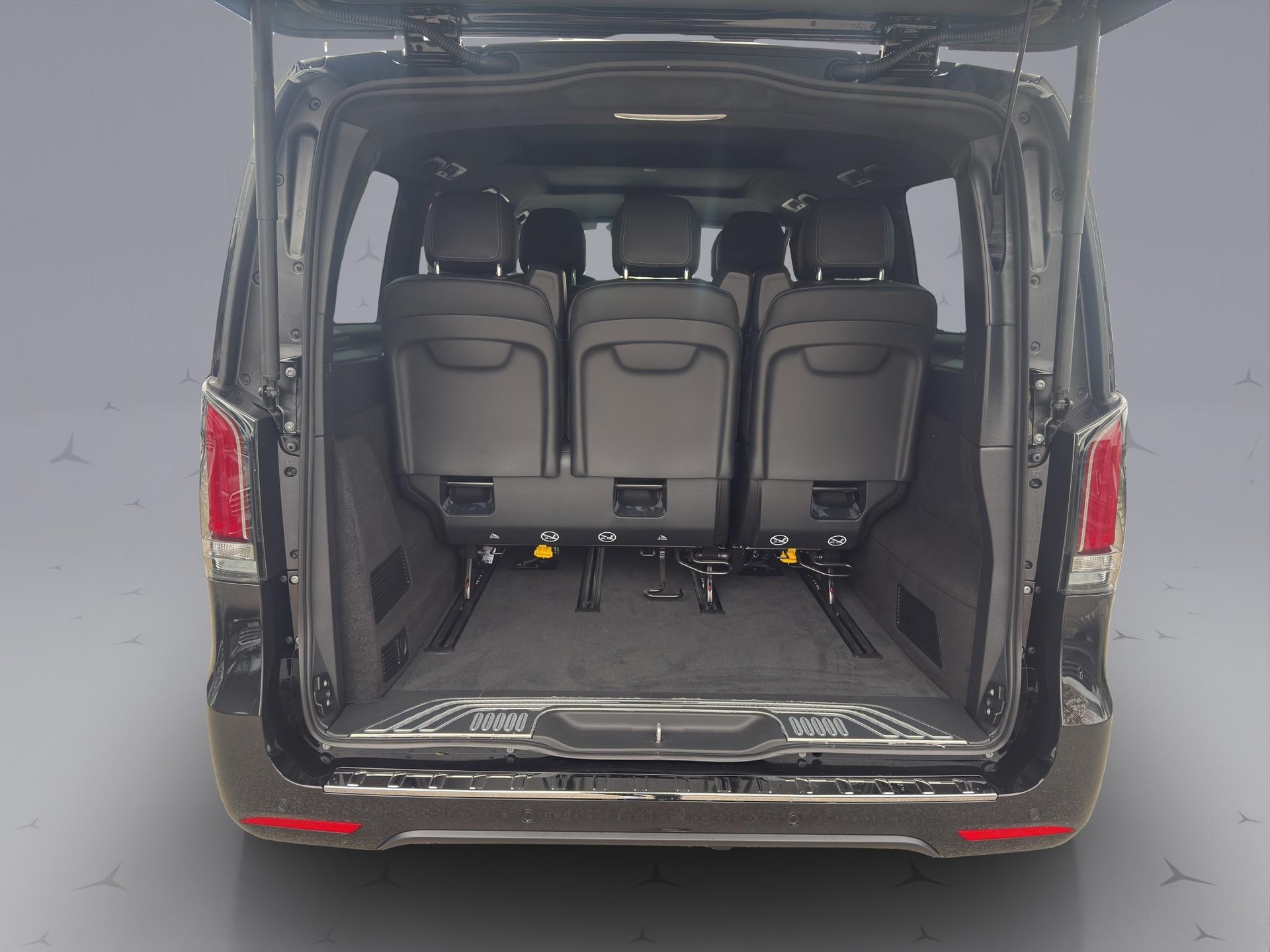 MERCEDES-BENZ V 300 d Exclusive lang 4m Van-image-19