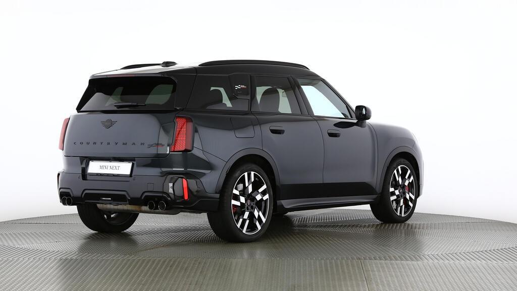 MINI John Cooper Works Countryman ALL4-image-3