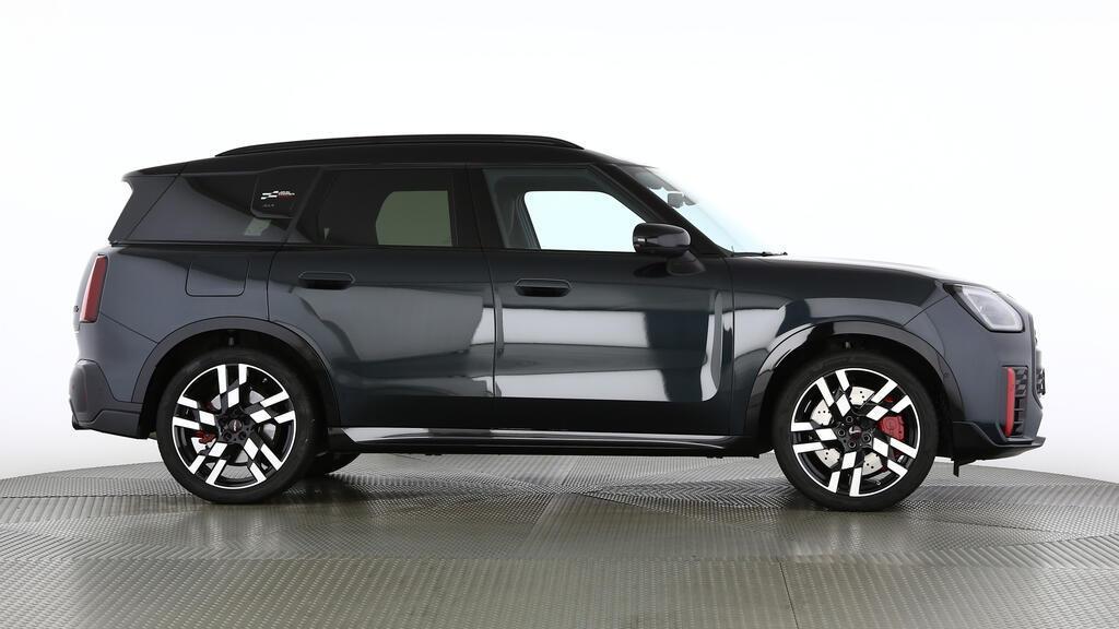 MINI John Cooper Works Countryman ALL4-image-1
