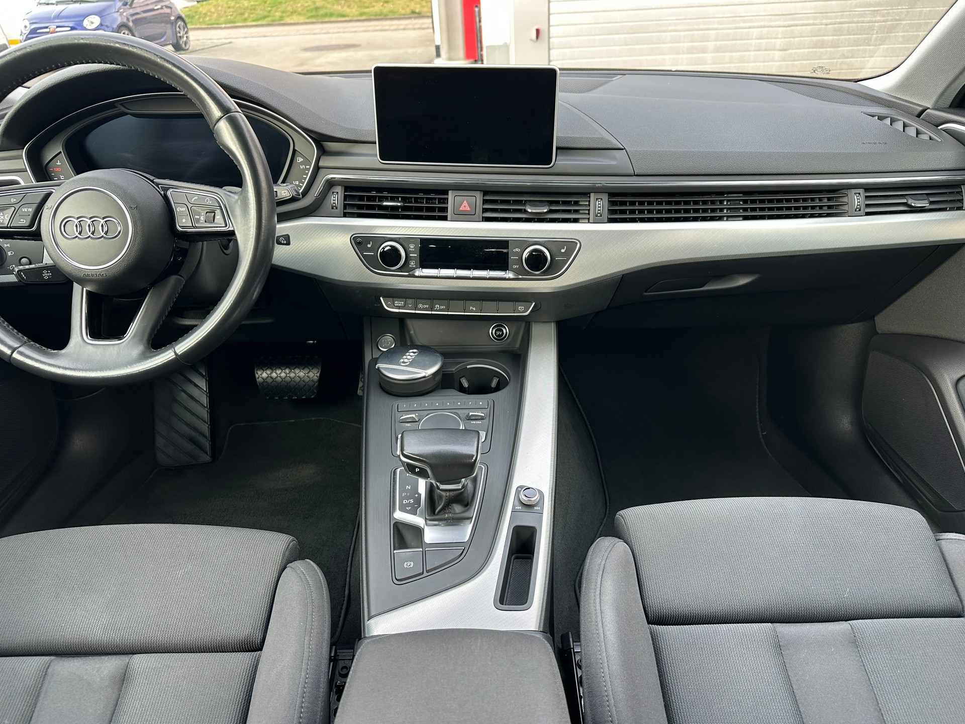 AUDI A4 Avant 2.0 TFSI Sport S-tronic-image-7