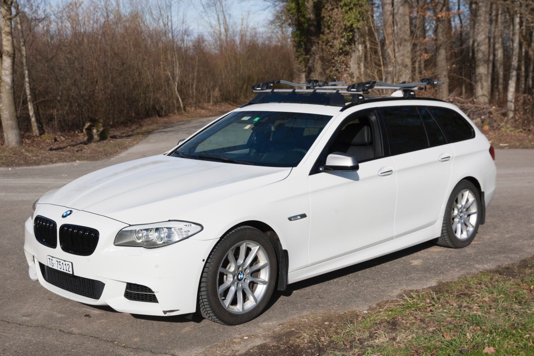 BMW M550d xDrive Touring Steptronic-image-10