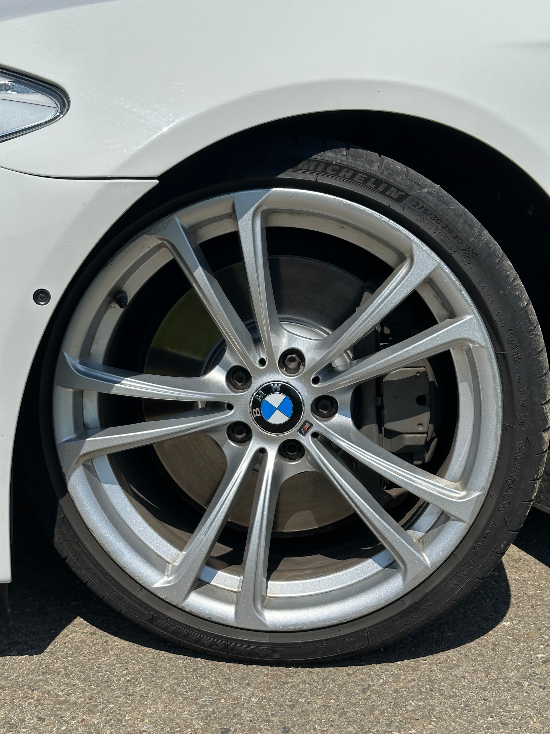 BMW M550d xDrive Touring Steptronic-image-5