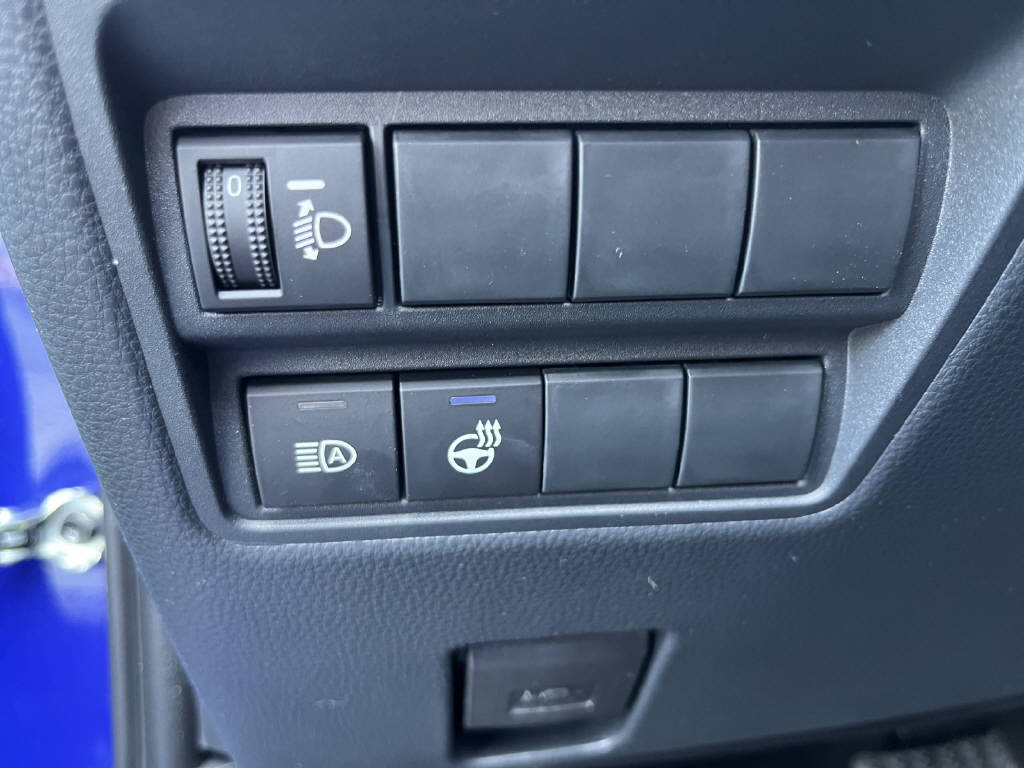 MAZDA 2 1.5 Hybrid Exclusive-Line-image-12