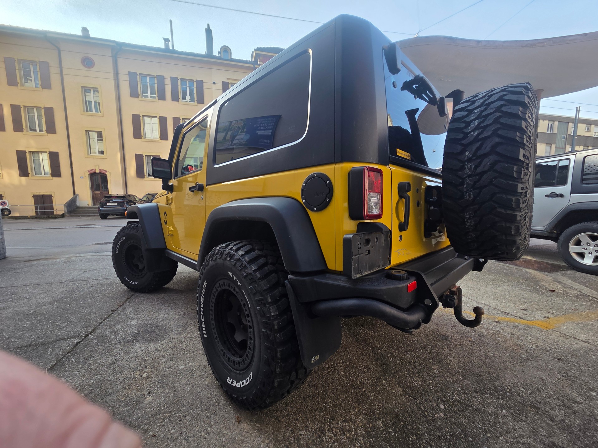 JEEP Wrangler 2.8 CRD Rubicon Automatic-image-2