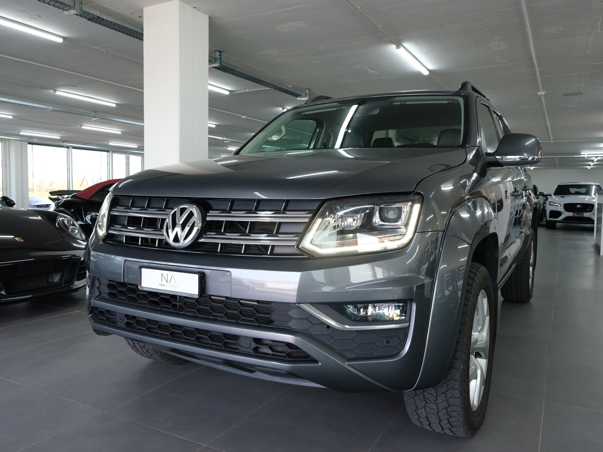 VW Amarok 3.0TDI Highline 4Motion Automatic-image-8