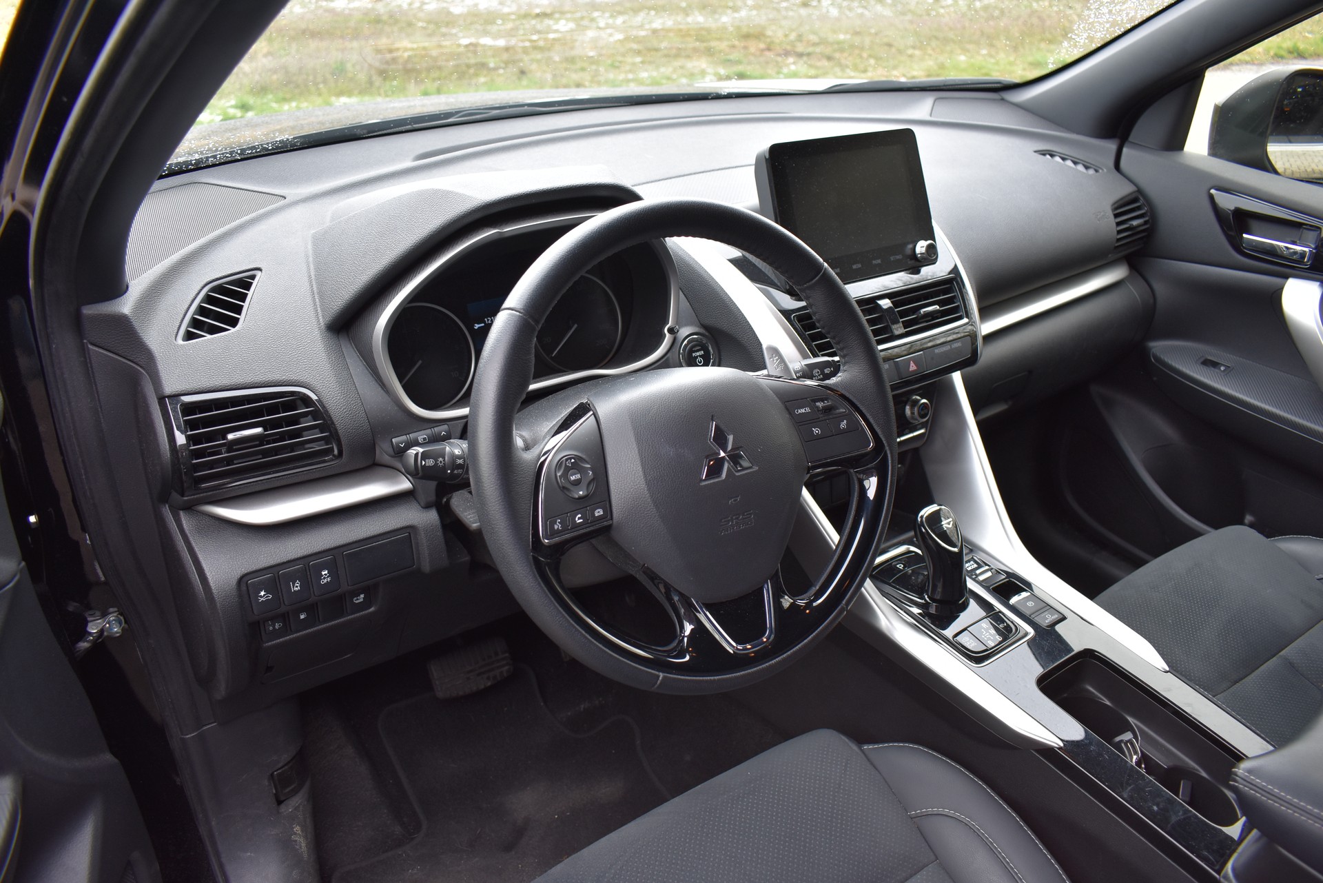 MITSUBISHI Eclipse Cross 2.4 PHEV Intense 4WD-image-10