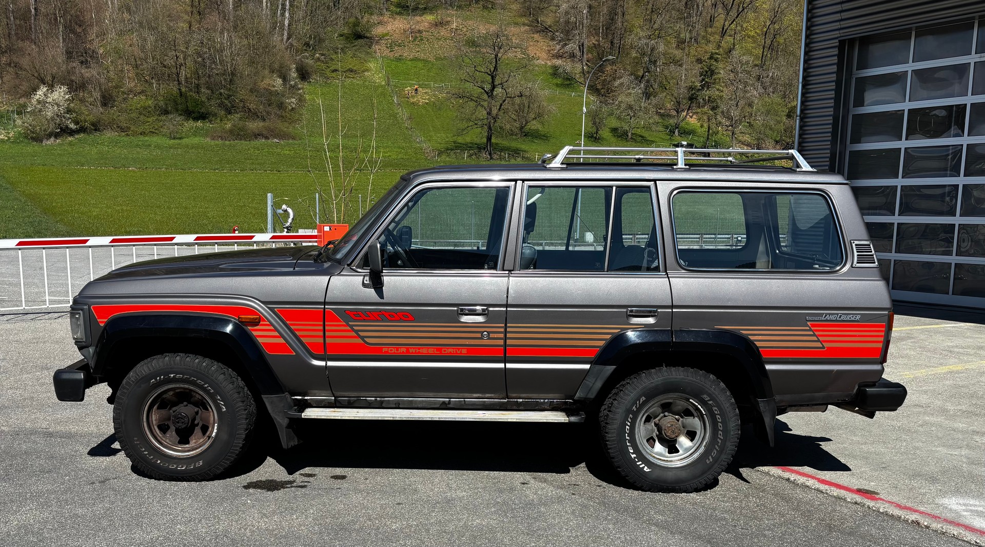 TOYOTA HJ 61 Station G TD-image-2